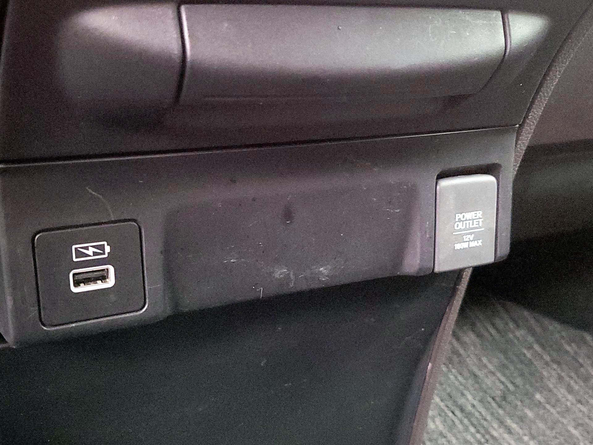 Thumbnail: 2021 Honda Odyssey - 18