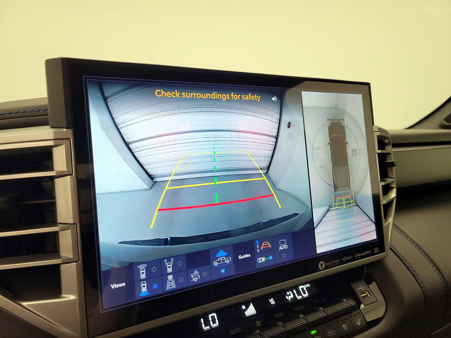 Thumbnail: 2022 Toyota Tundra - 14