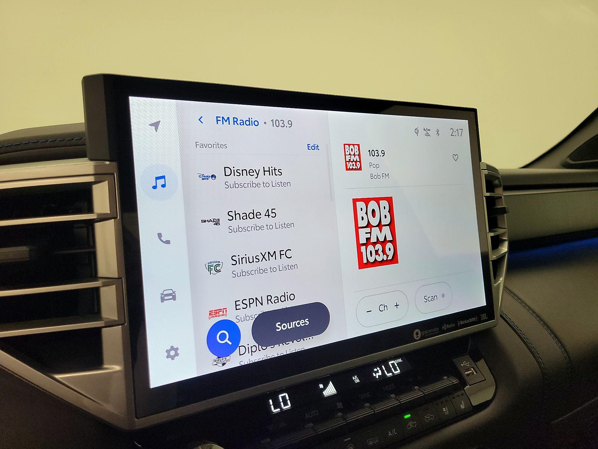 Thumbnail: 2022 Toyota Tundra - 15