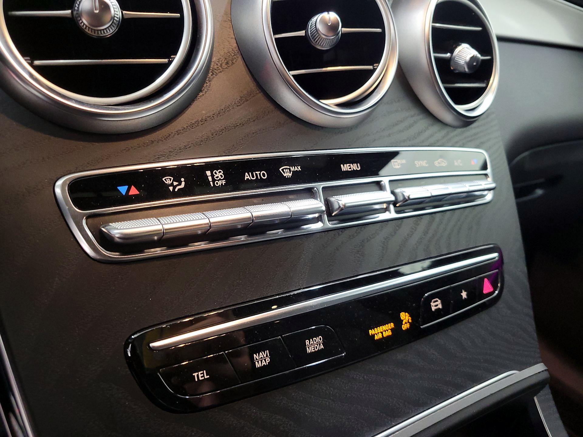 Thumbnail: 2023 Mercedes-Benz GLC - 16