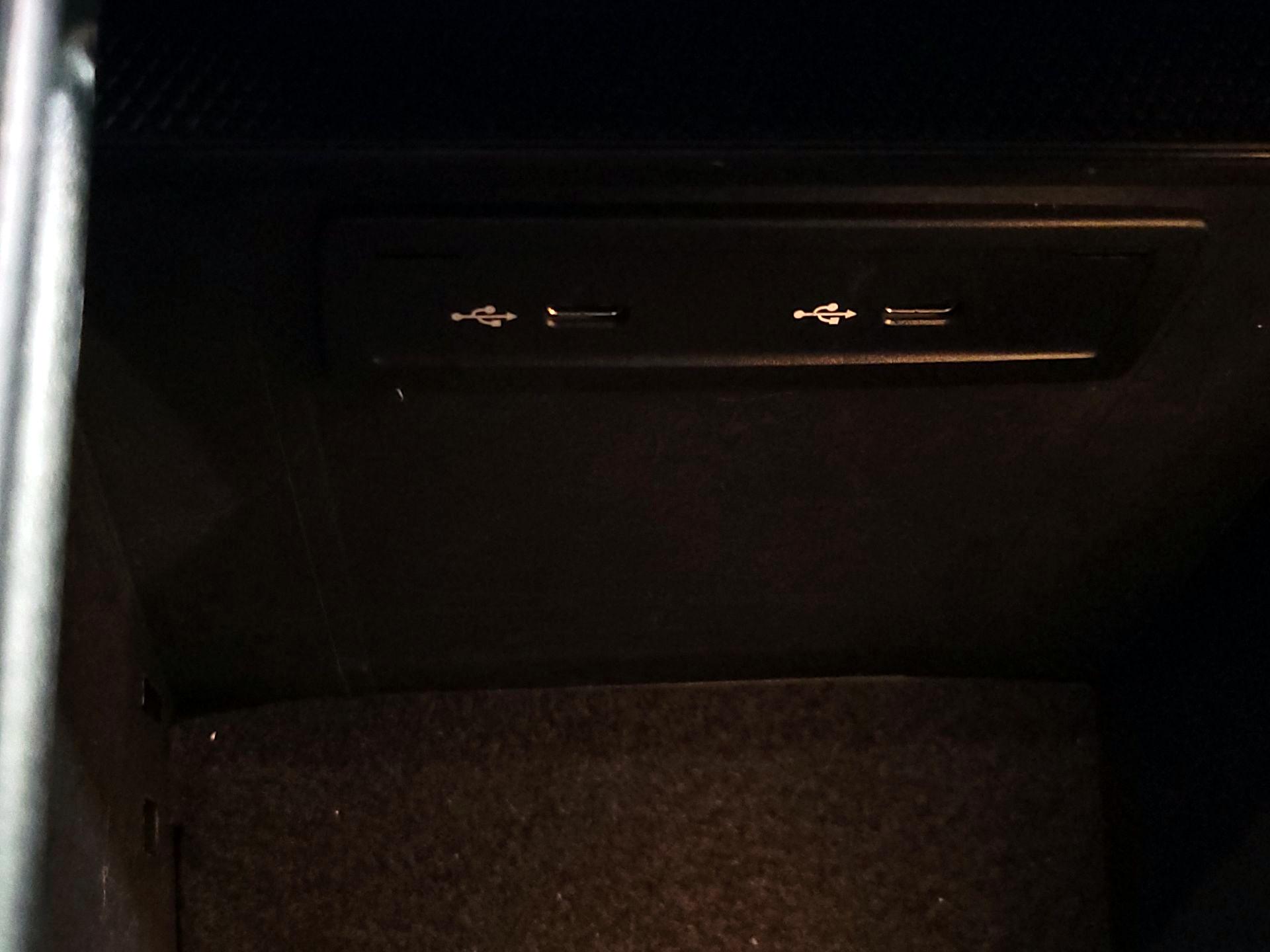 Thumbnail: 2023 Mercedes-Benz GLC - 18