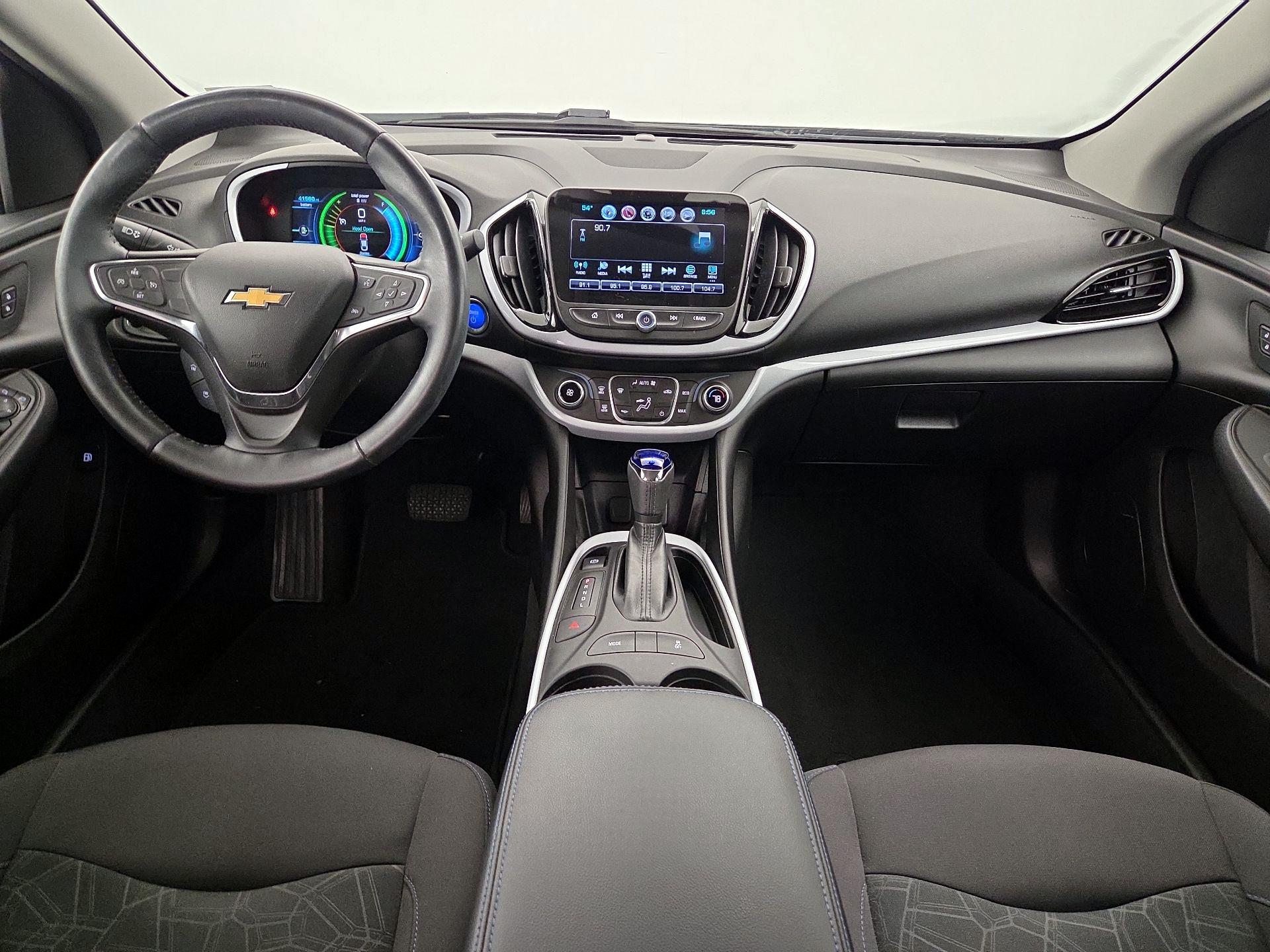Thumbnail: 2017 Chevrolet Volt - 9