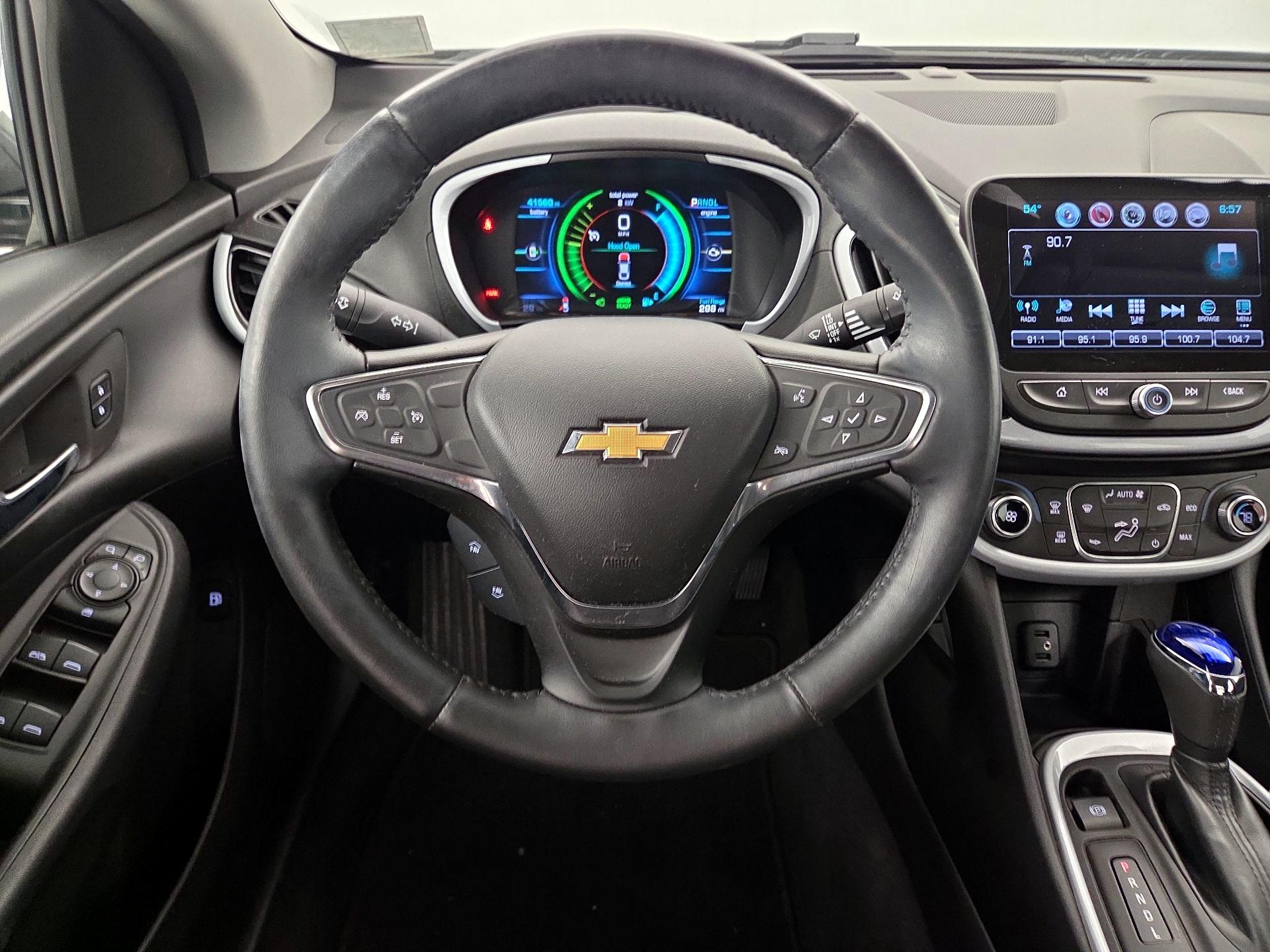 Thumbnail: 2017 Chevrolet Volt - 10