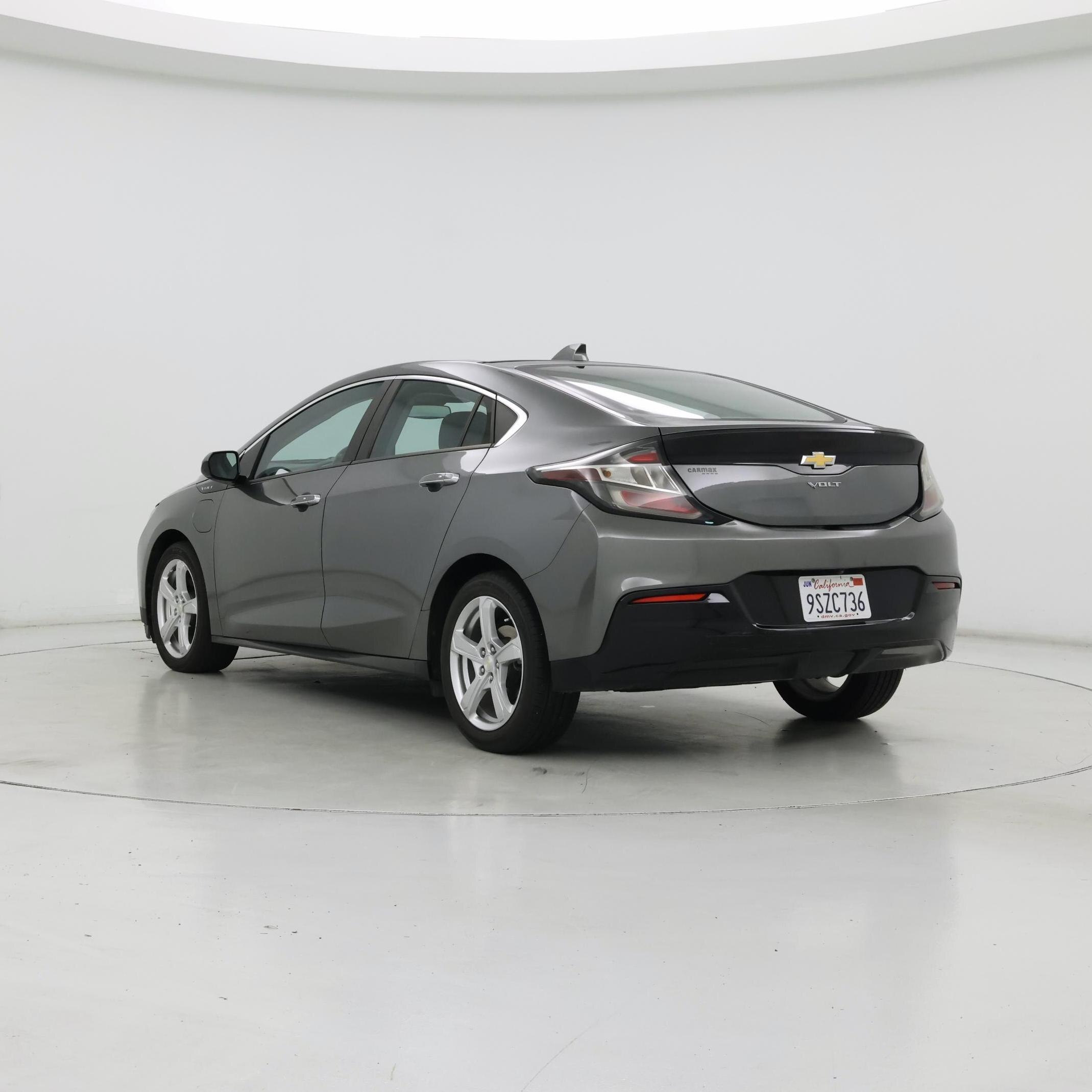 Thumbnail: 2017 Chevrolet Volt - 2