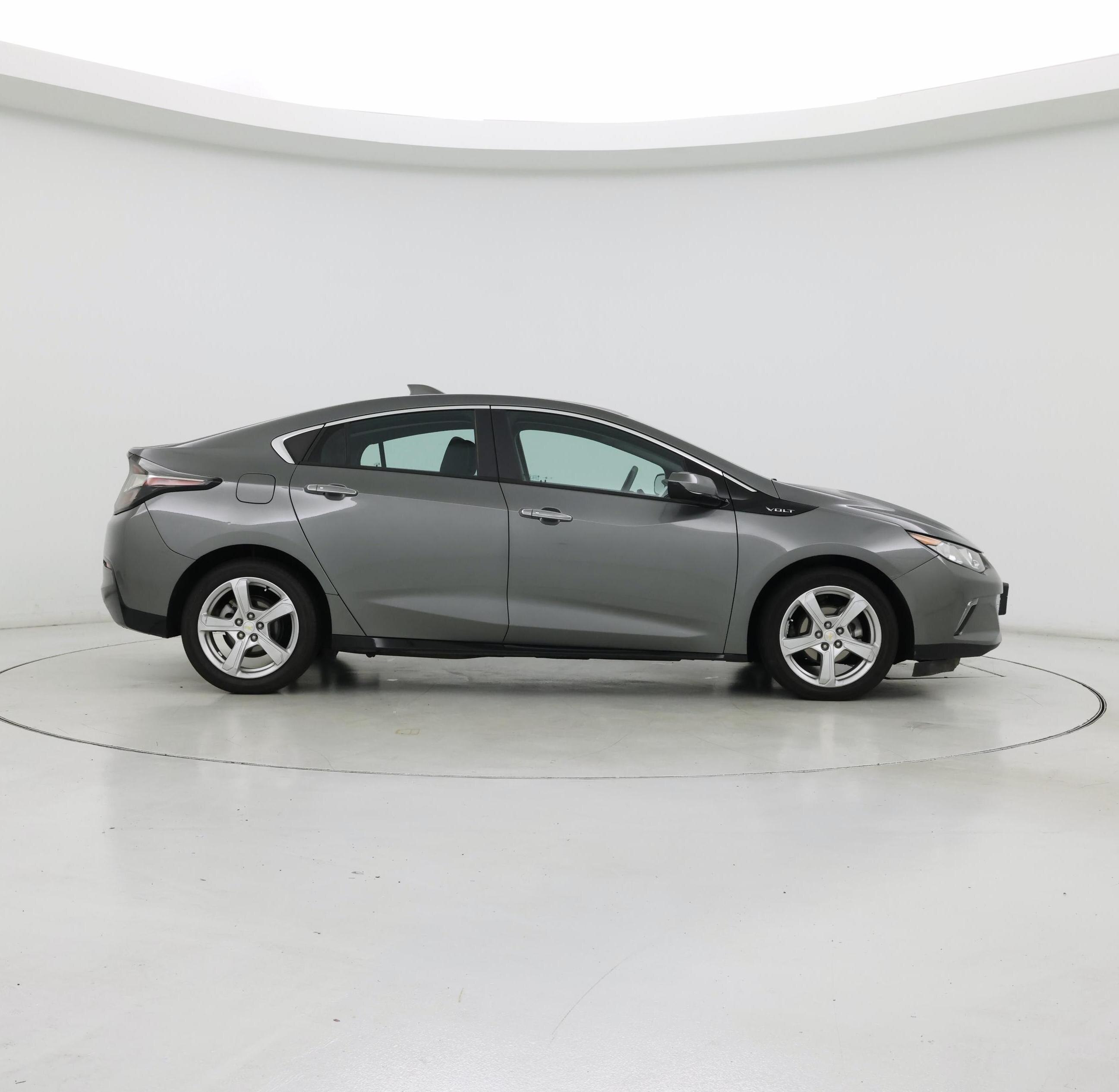 Thumbnail: 2017 Chevrolet Volt - 7