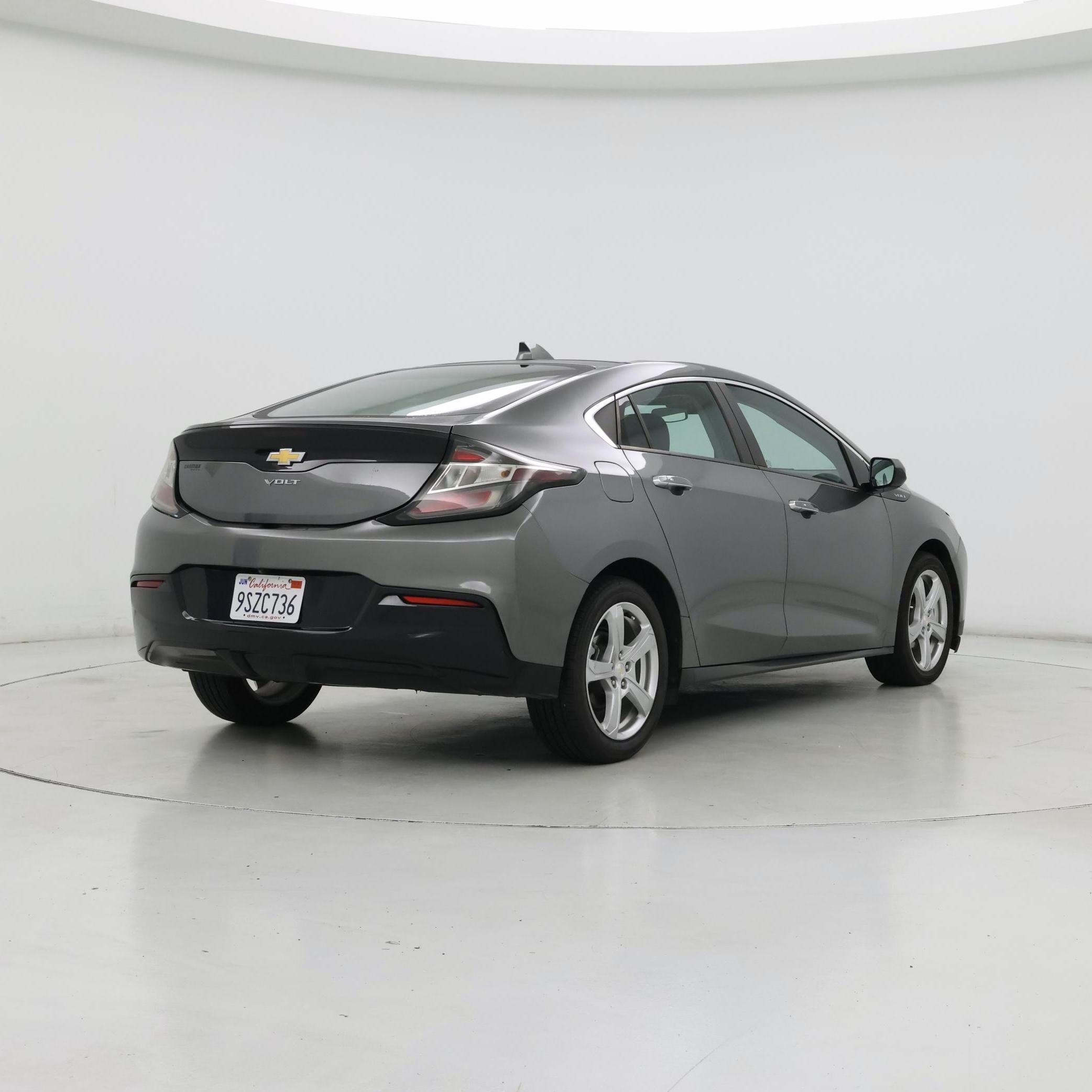 Thumbnail: 2017 Chevrolet Volt - 8