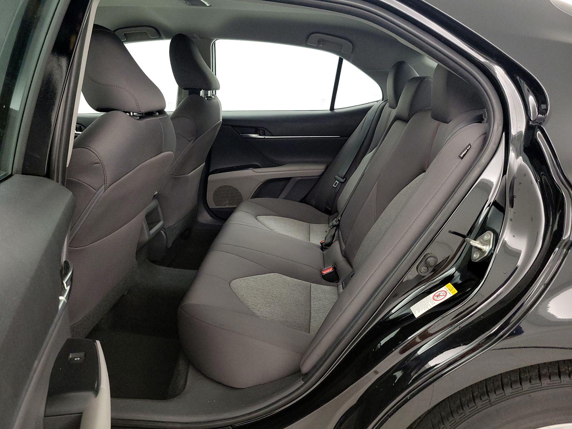 Thumbnail: 2019 Toyota Camry - 19