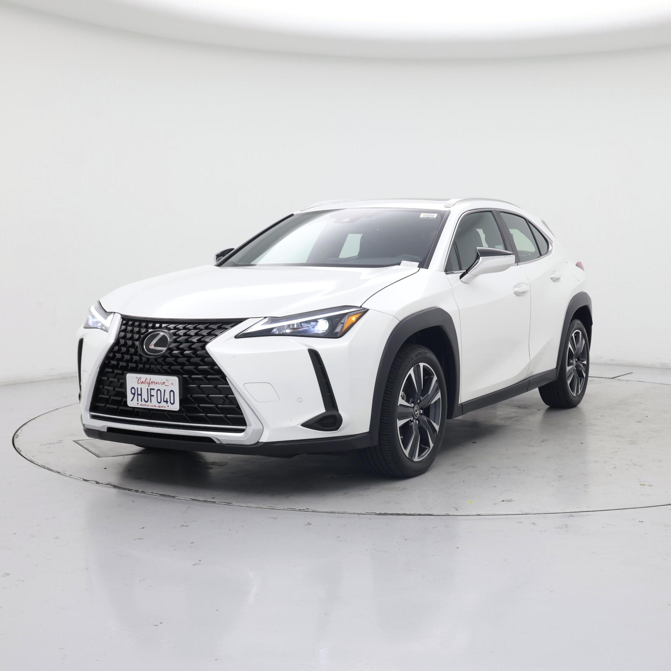 Thumbnail: 2024 Lexus UX - 4