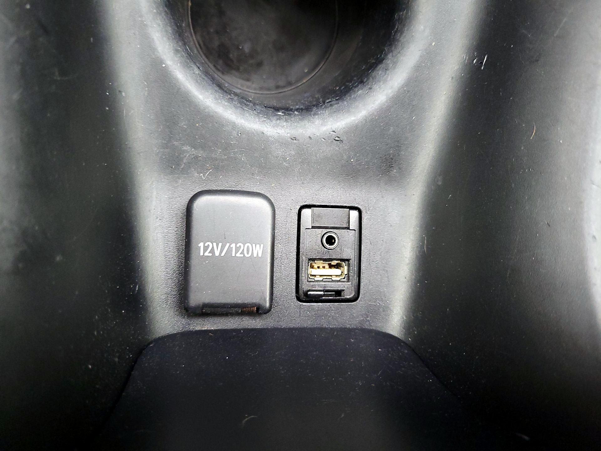 Thumbnail: 2017 Toyota Prius - 18