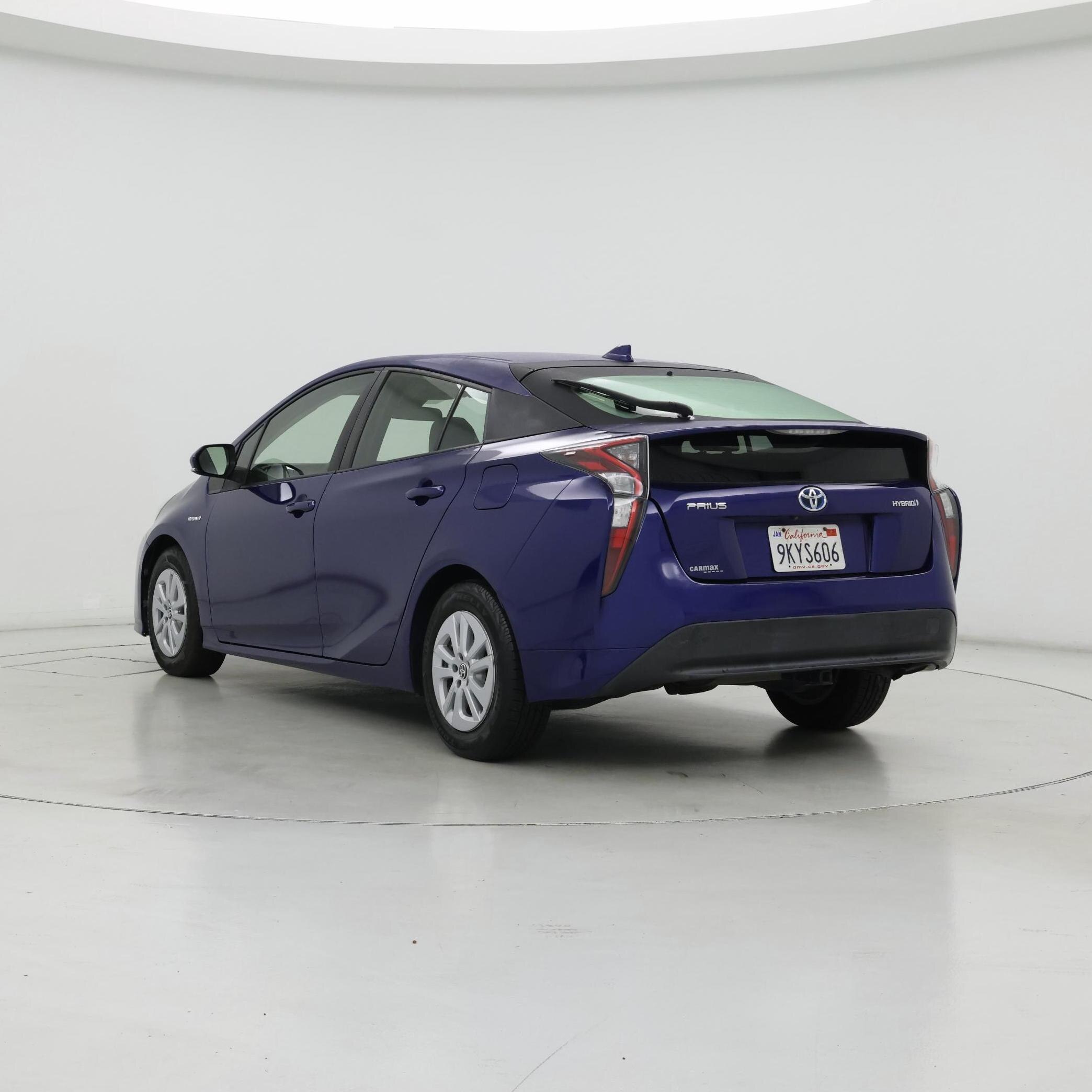 Thumbnail: 2017 Toyota Prius - 2