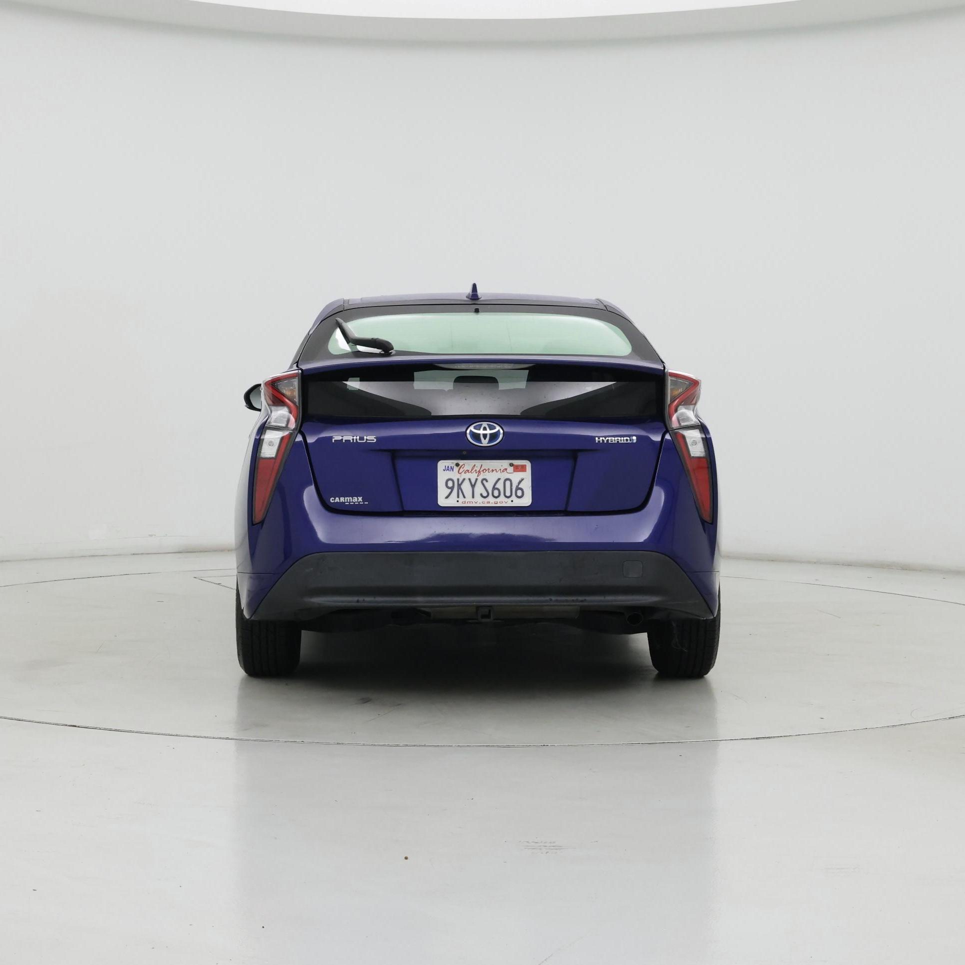 Thumbnail: 2017 Toyota Prius - 6