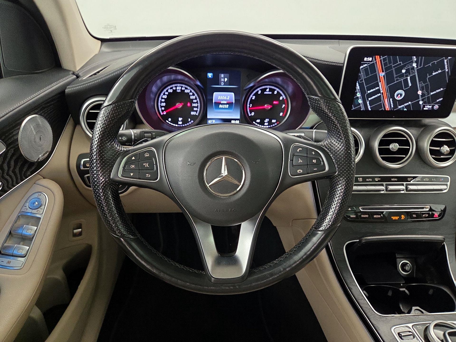 Thumbnail: 2017 Mercedes-Benz GLC - 10