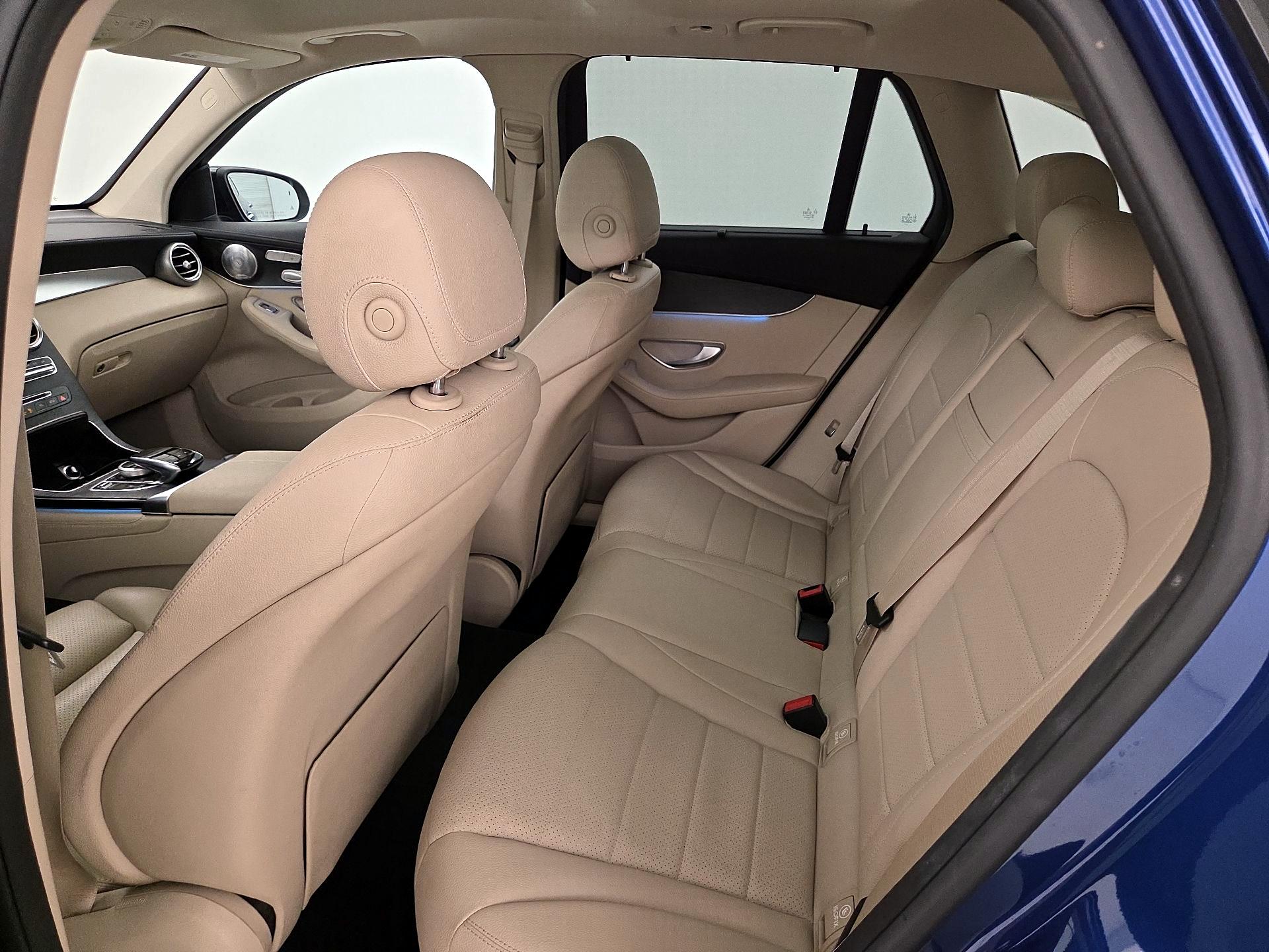 Thumbnail: 2017 Mercedes-Benz GLC - 20