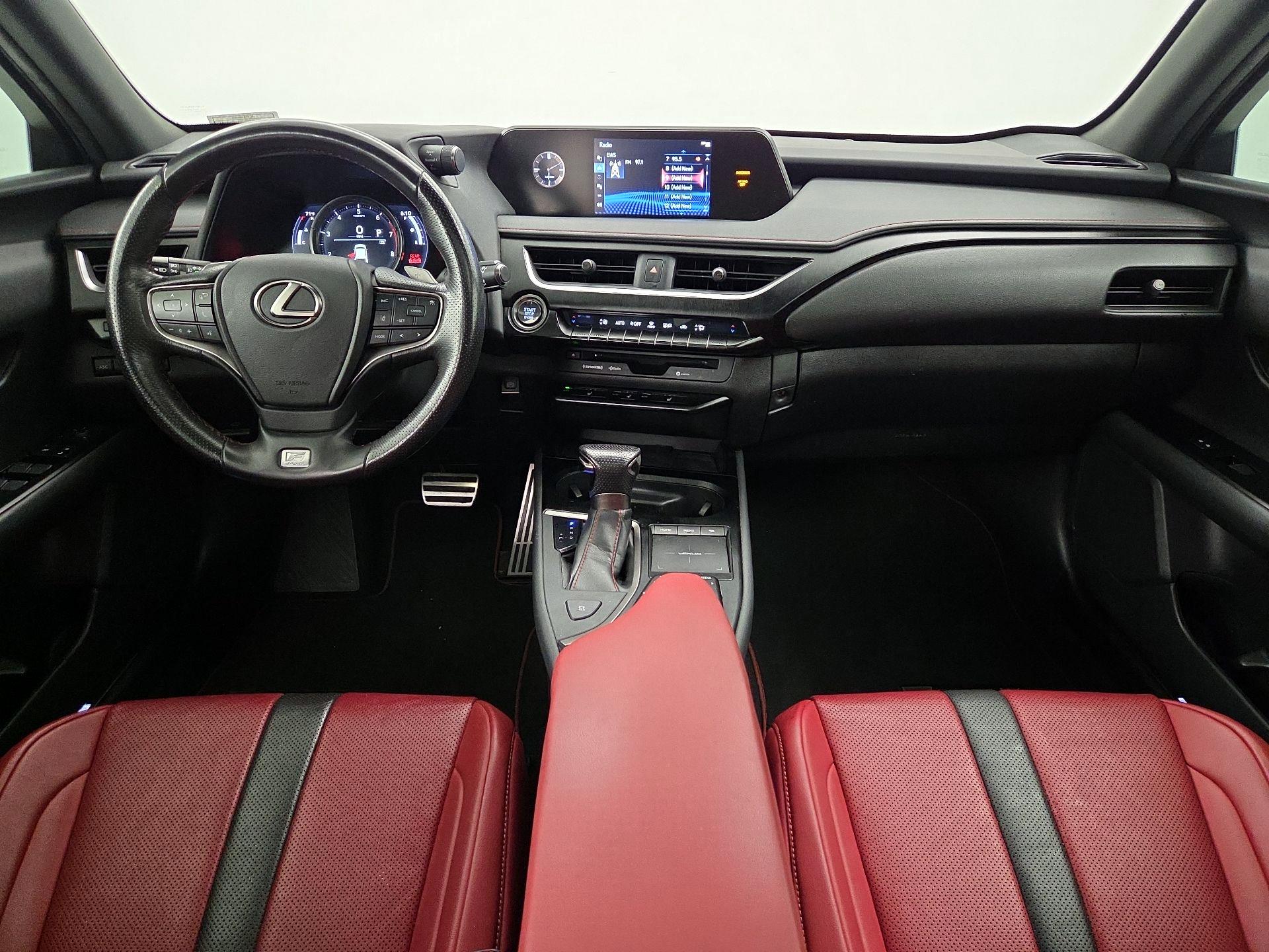 Thumbnail: 2019 Lexus UX - 9