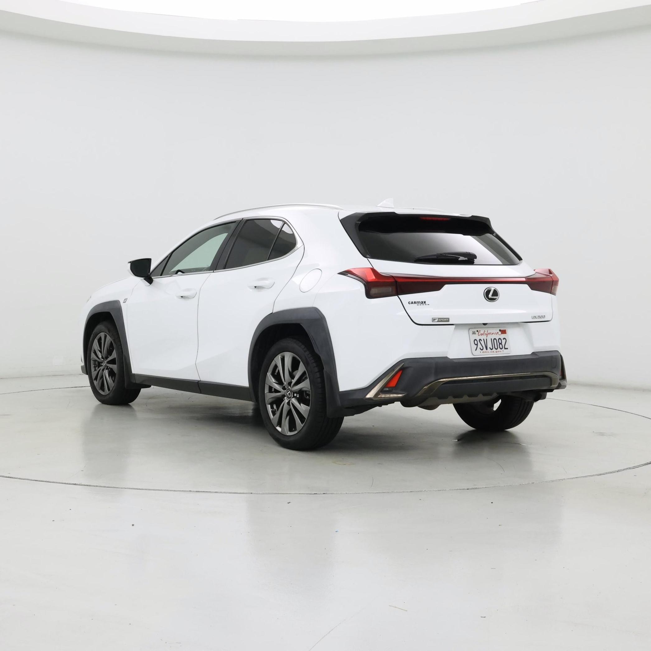 Thumbnail: 2019 Lexus UX - 2