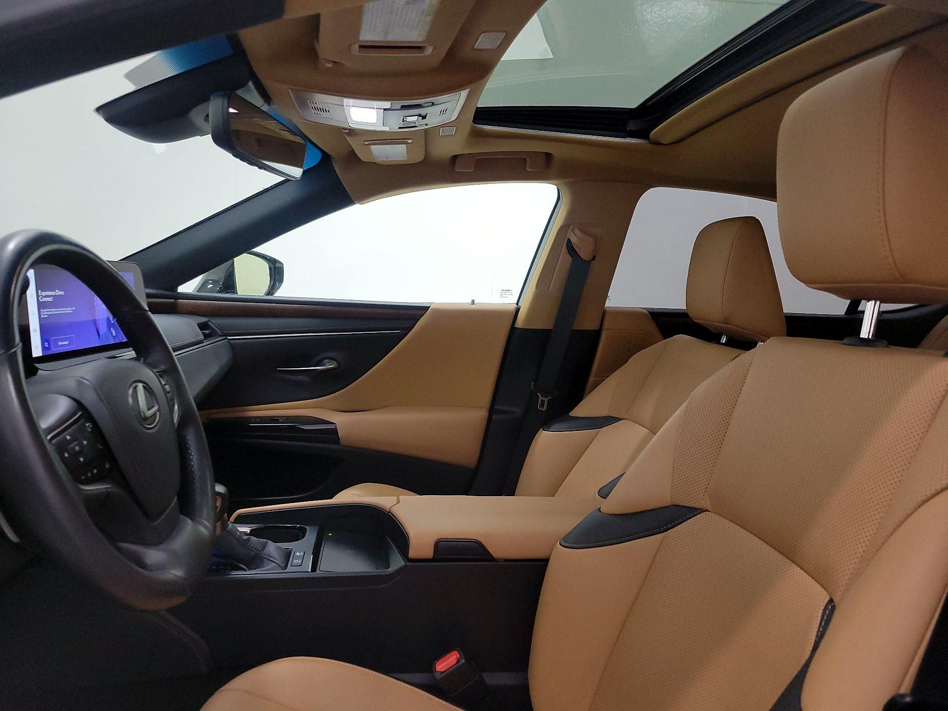 Thumbnail: 2024 Lexus ES - 18