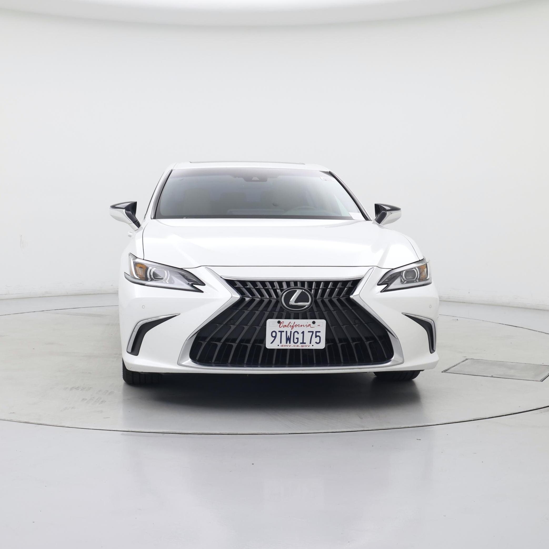 Thumbnail: 2024 Lexus ES - 5