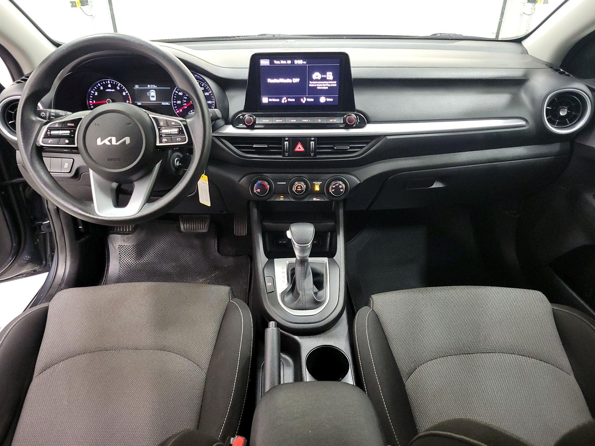 Thumbnail: 2023 Kia Forte - 9