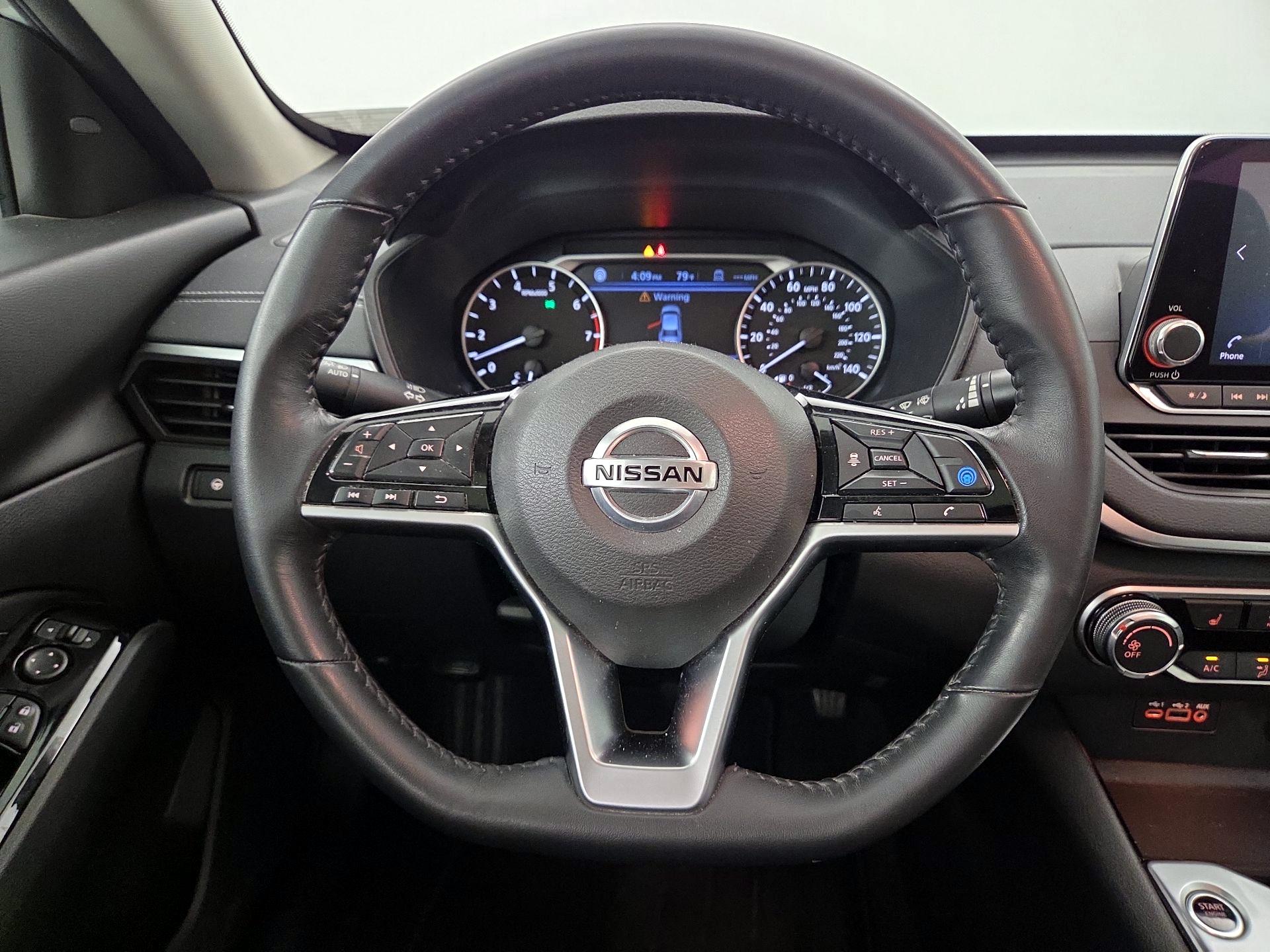 Thumbnail: 2021 Nissan Altima - 10