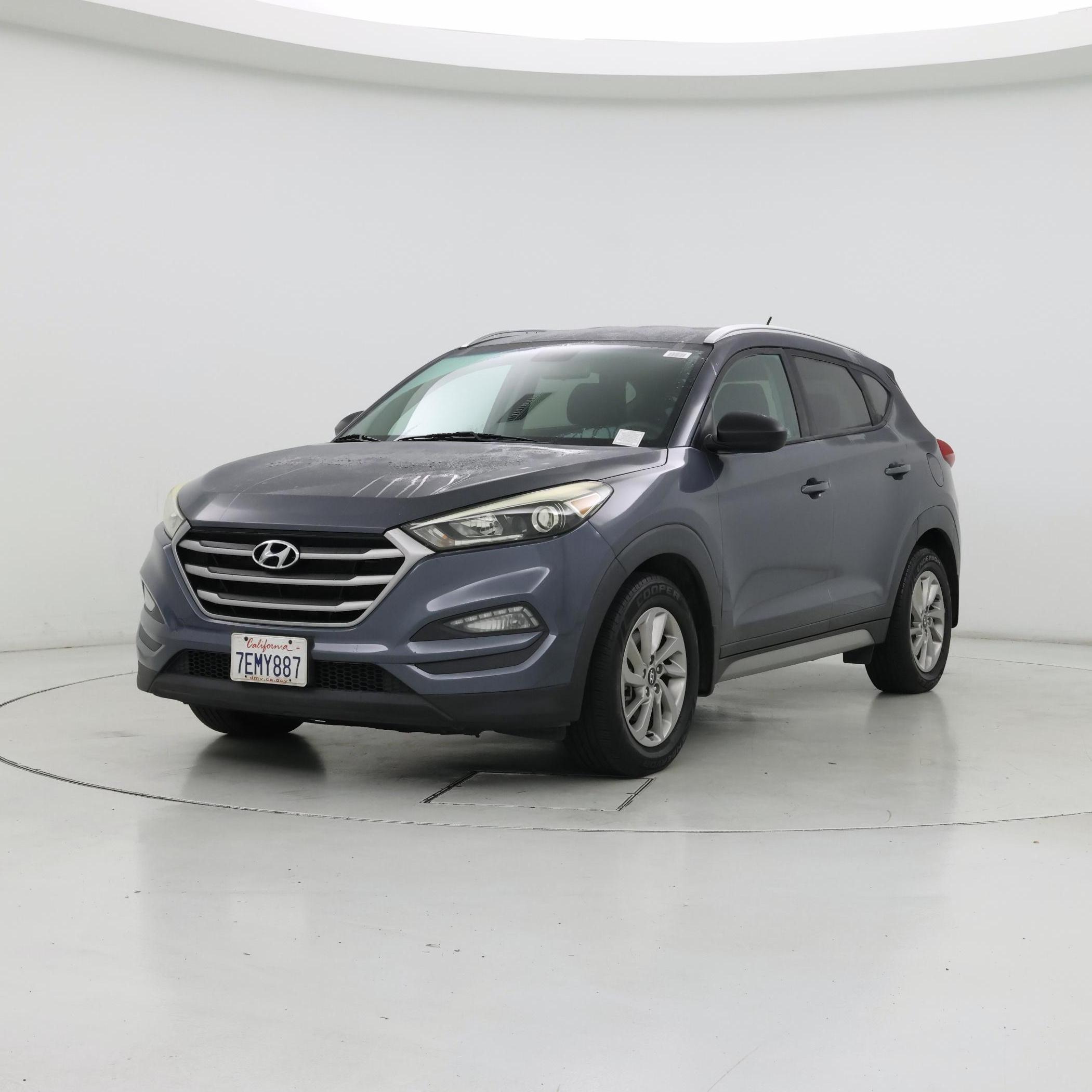 Thumbnail: 2017 Hyundai Tucson - 4