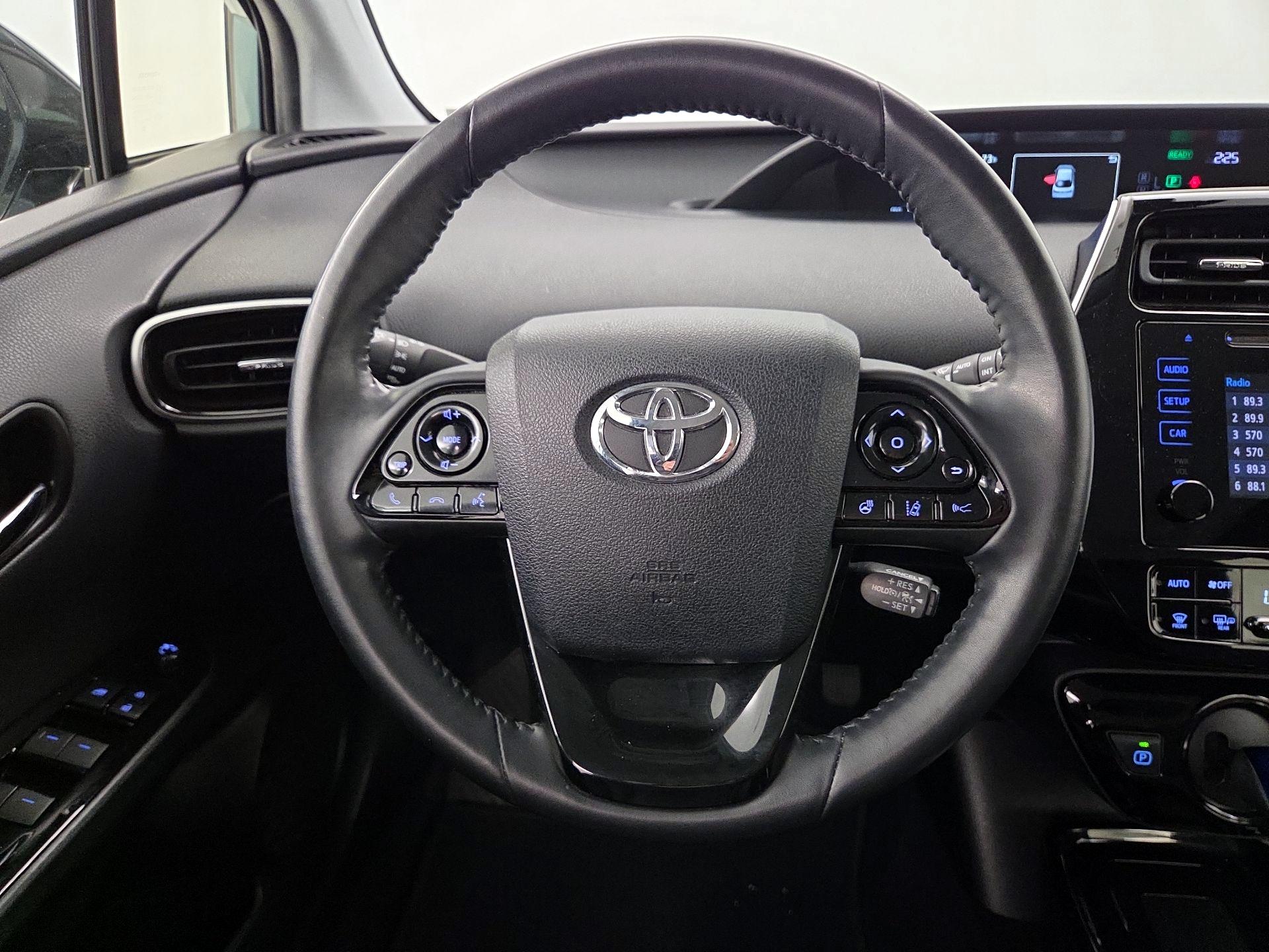 Thumbnail: 2019 Toyota Prius - 10