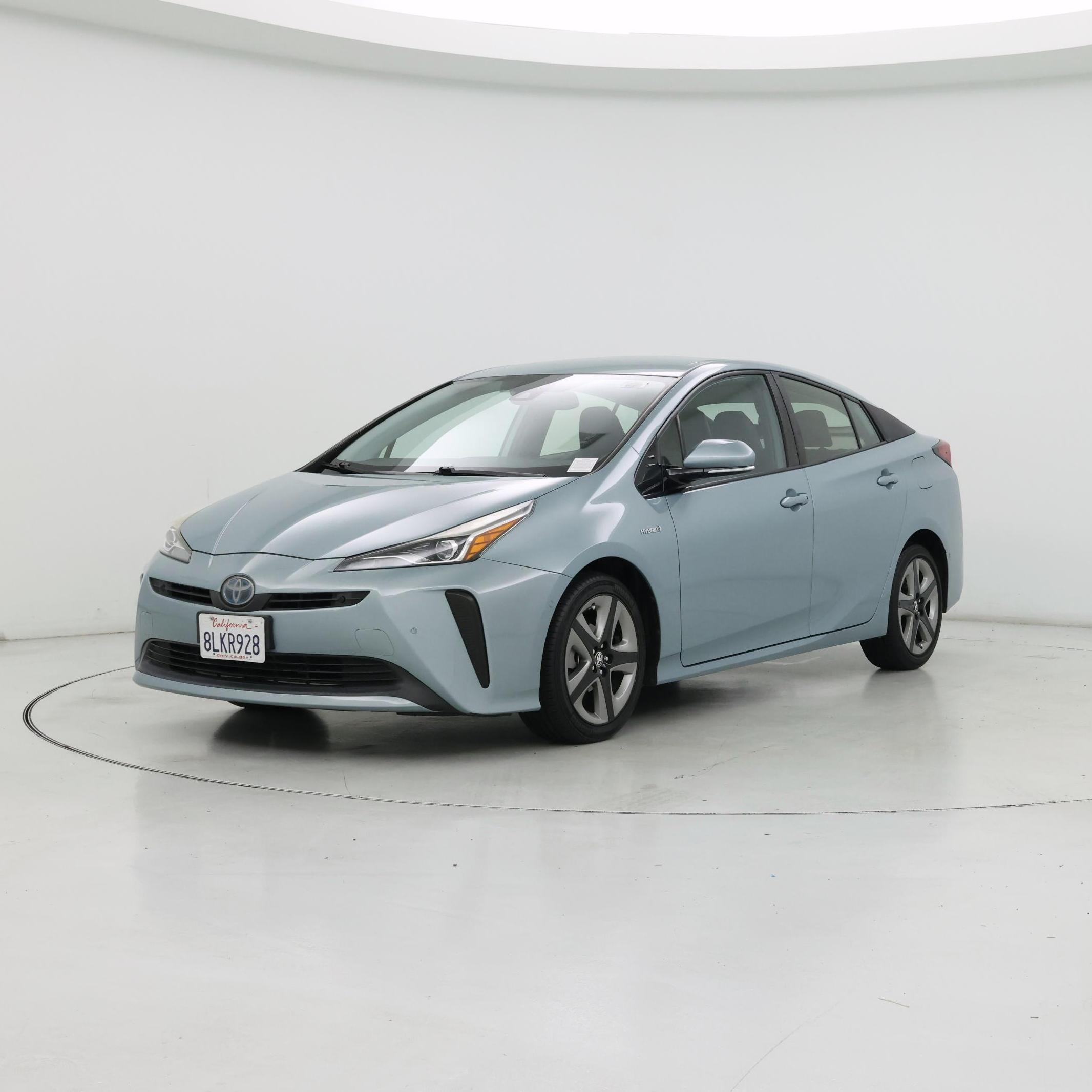 Thumbnail: 2019 Toyota Prius - 4