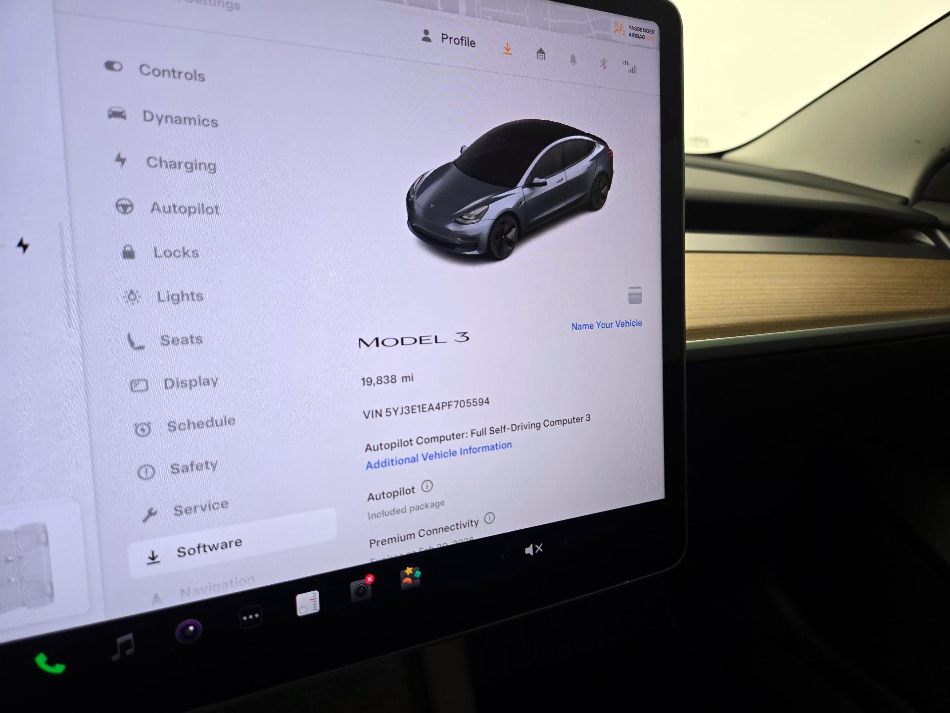 Thumbnail: 2023 Tesla Model 3 - 13