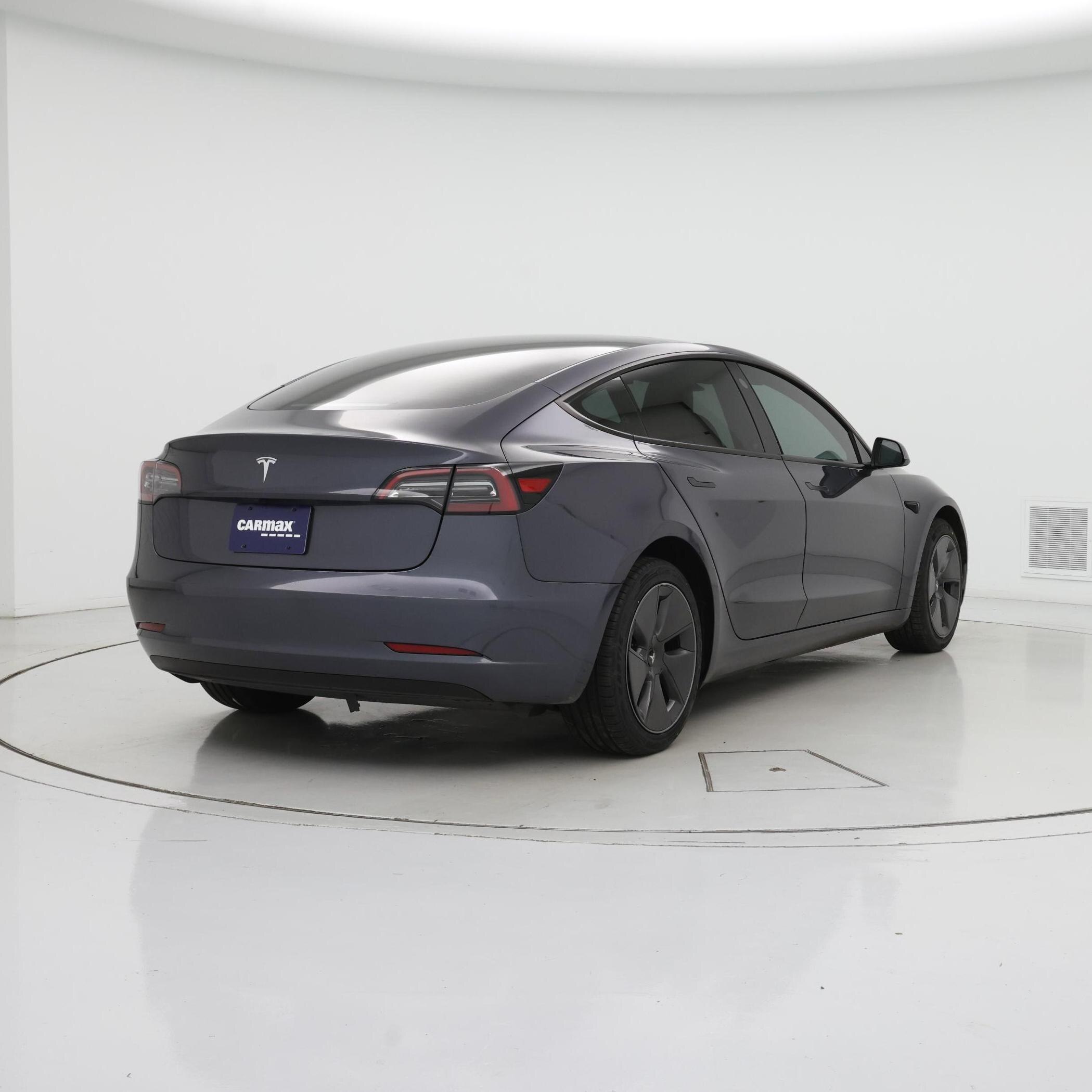 Thumbnail: 2023 Tesla Model 3 - 8