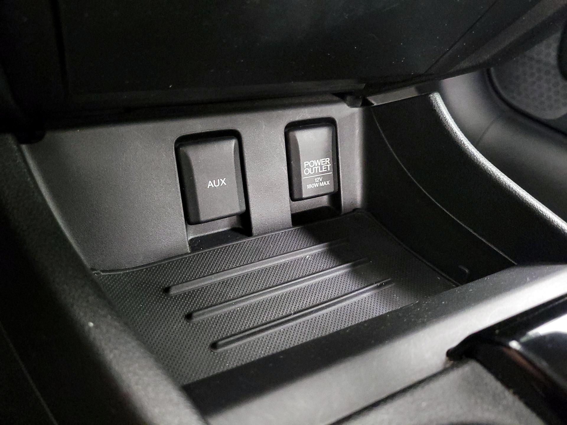 Thumbnail: 2014 Honda Civic - 18