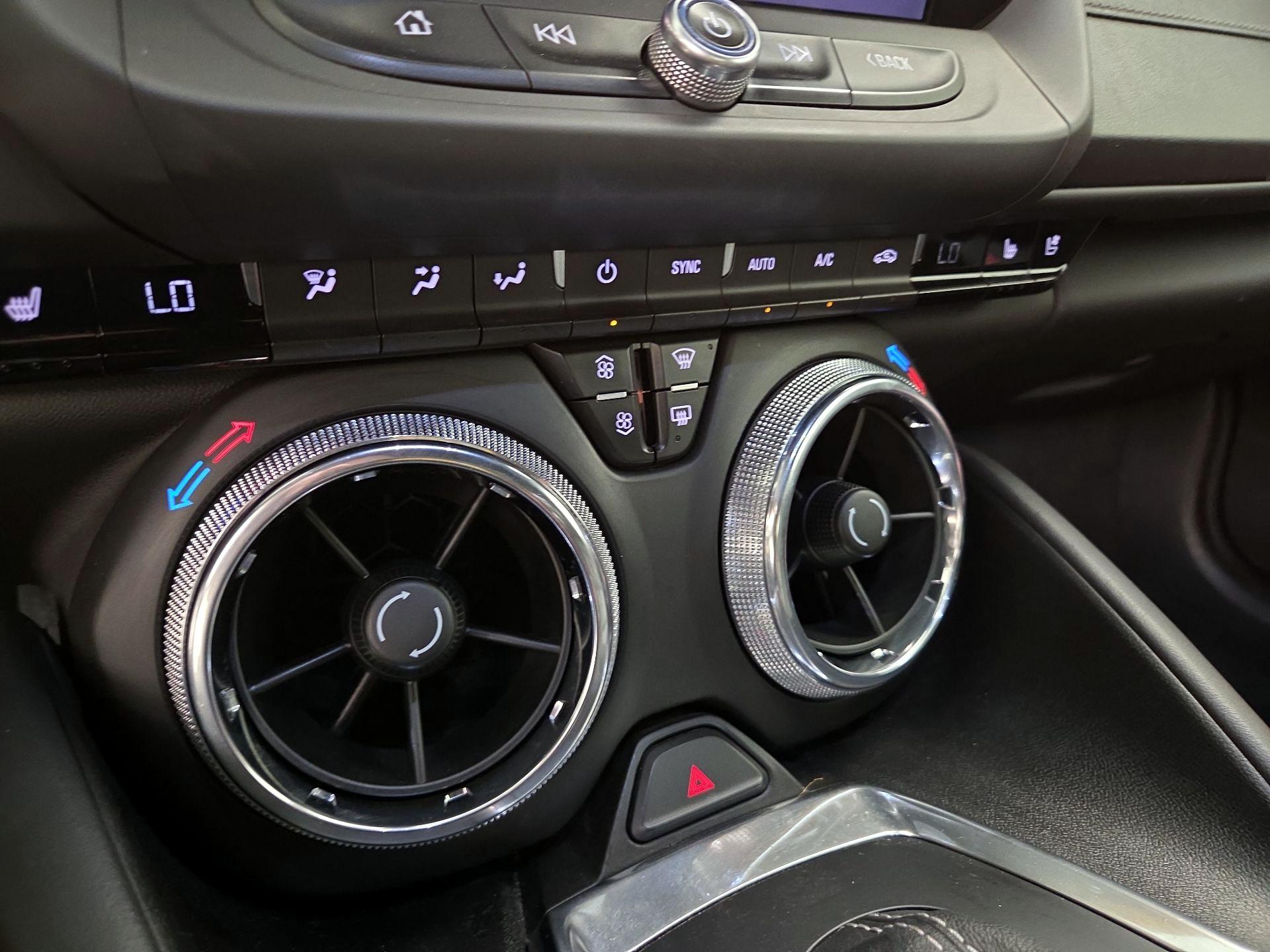 Thumbnail: 2019 Chevrolet Camaro - 16