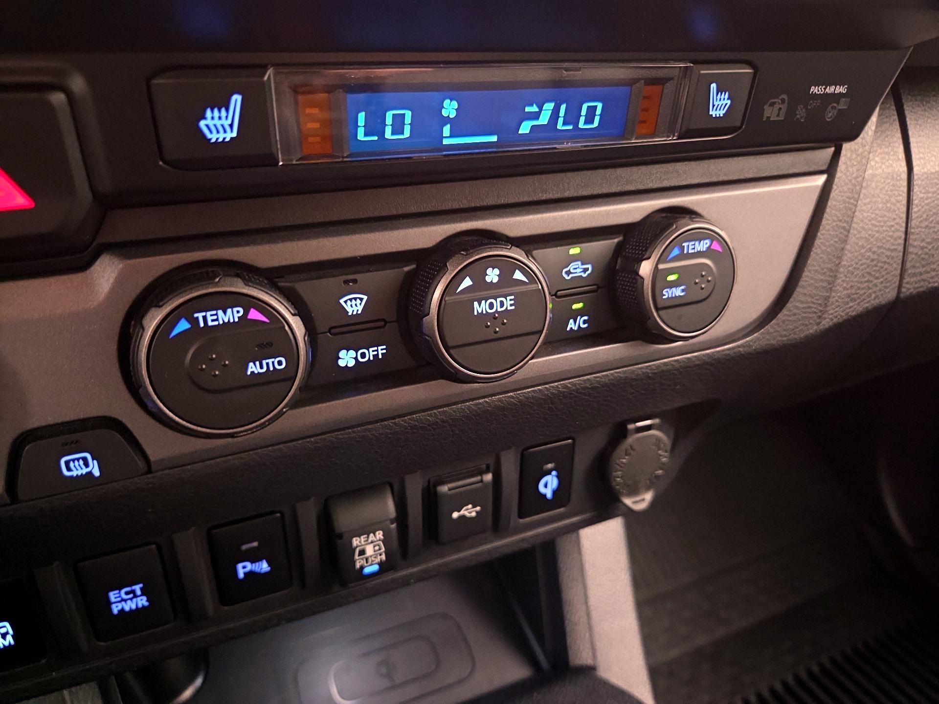 Thumbnail: 2020 Toyota Tacoma - 17