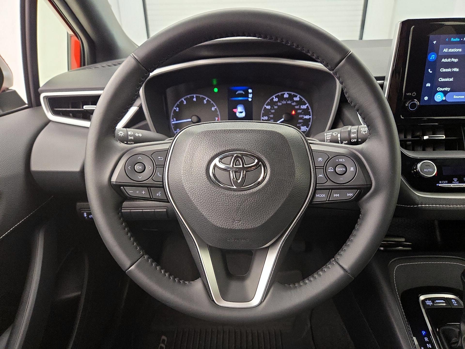 Thumbnail: 2023 Toyota Corolla - 10