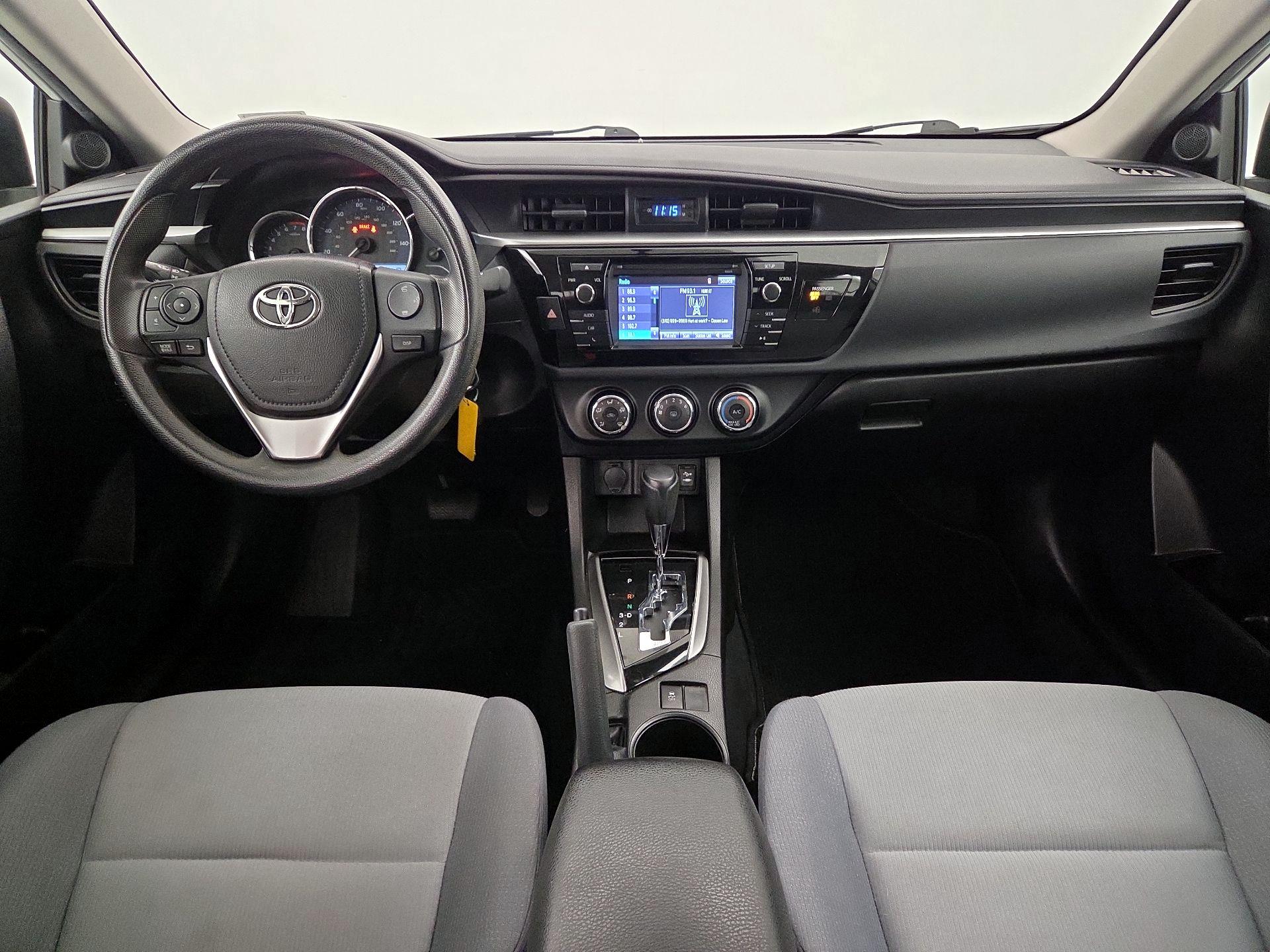 Thumbnail: 2016 Toyota Corolla - 9