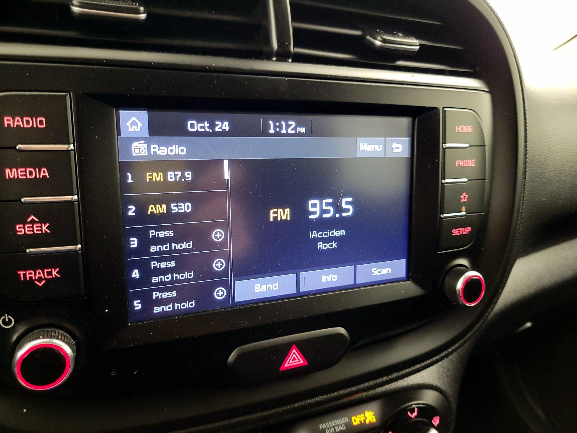 Thumbnail: 2020 Kia Soul - 15