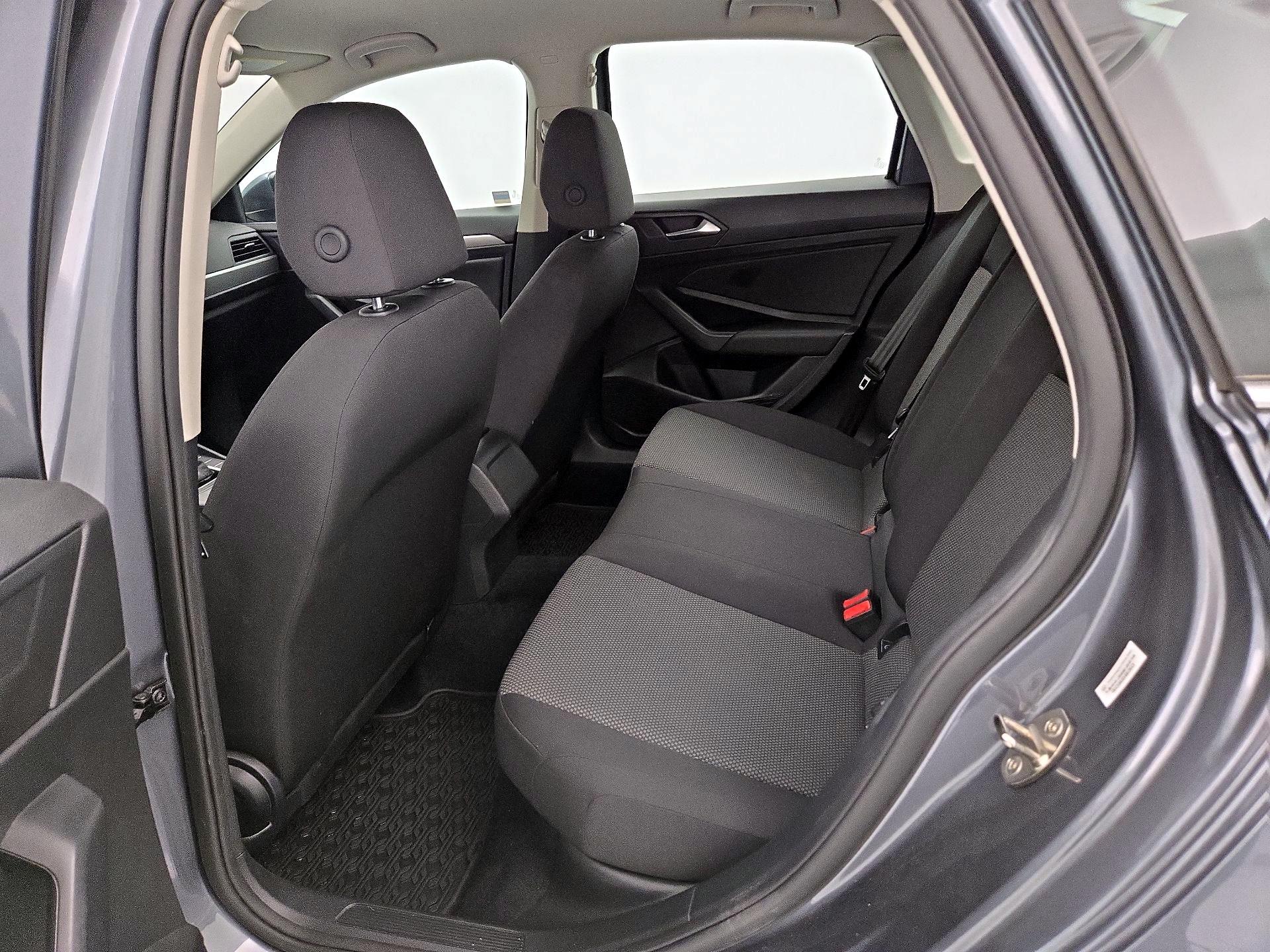 Thumbnail: 2021 Volkswagen Jetta - 19