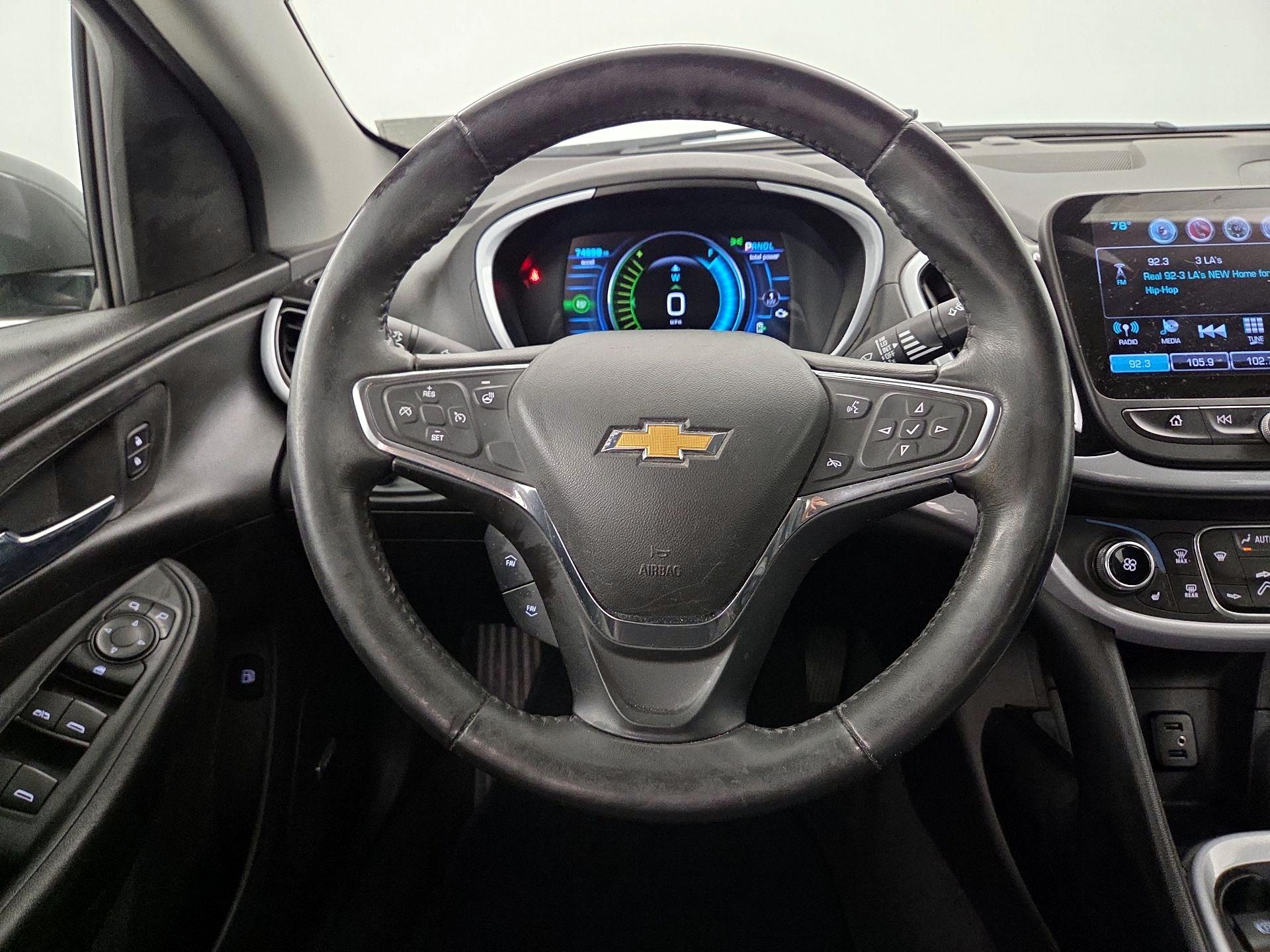 Thumbnail: 2017 Chevrolet Volt - 10