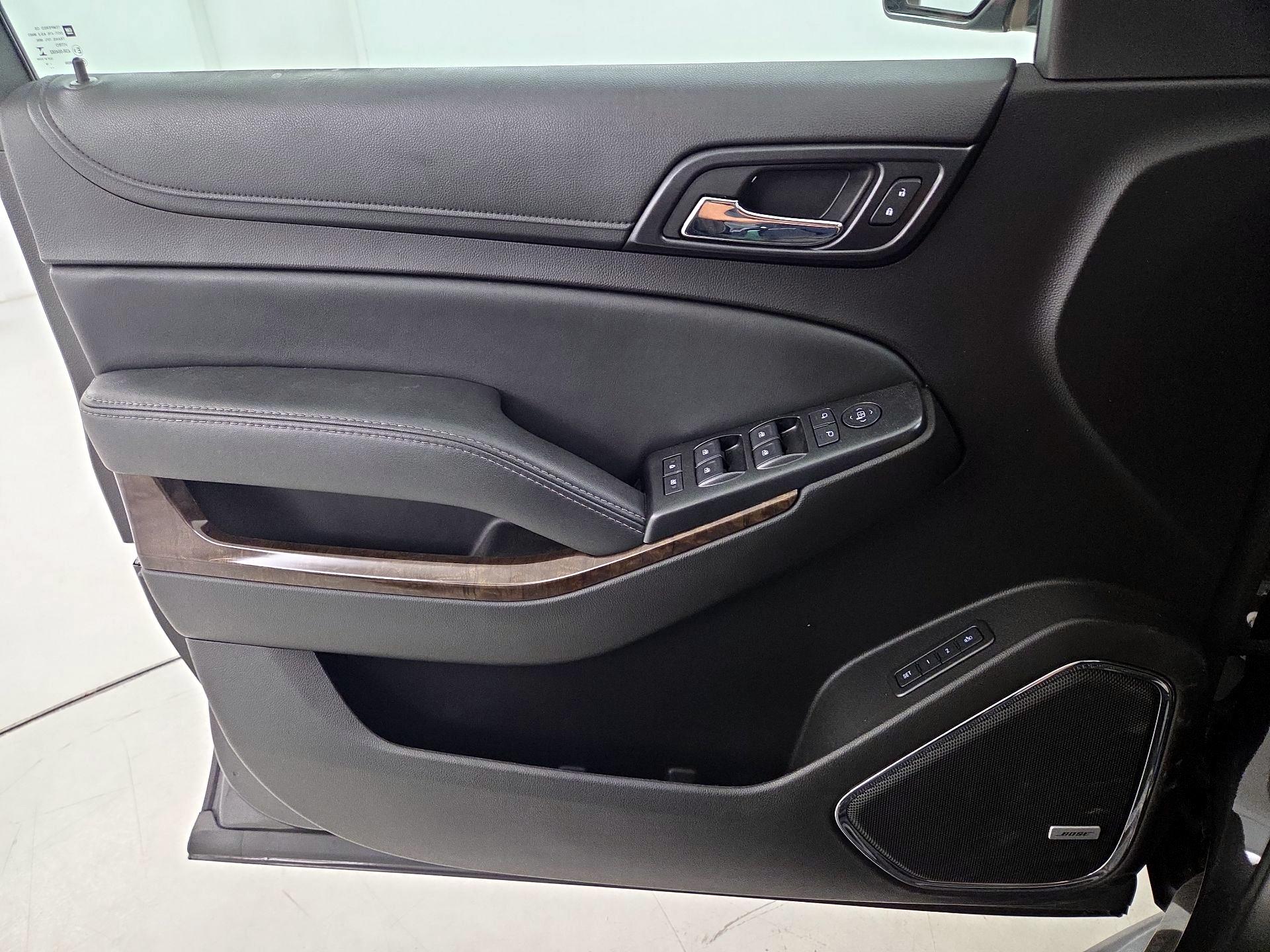 Thumbnail: 2016 Chevrolet Tahoe - 12