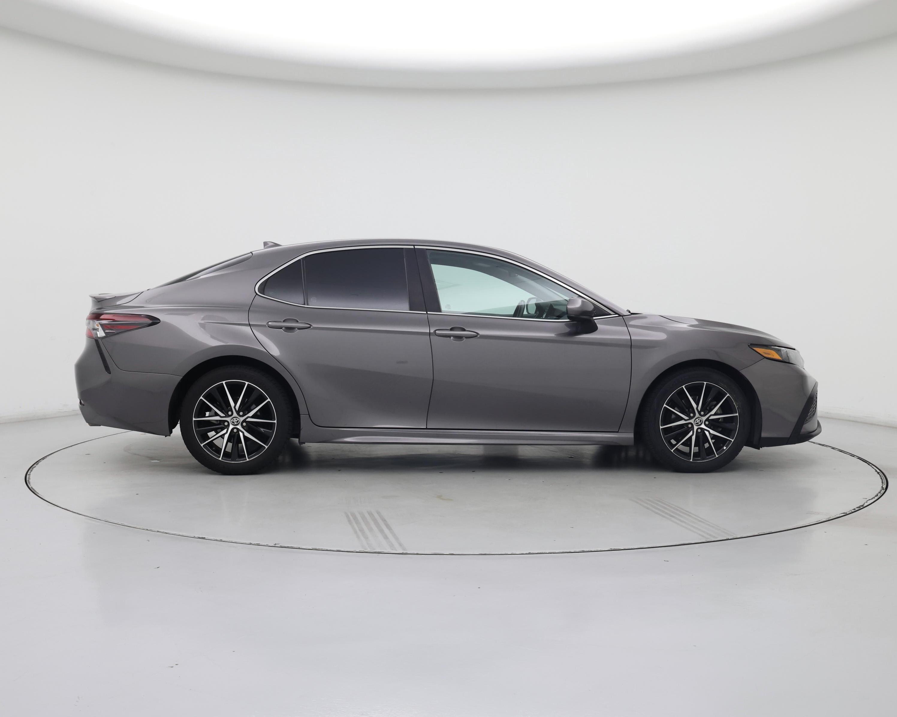 Thumbnail: 2021 Toyota Camry - 7