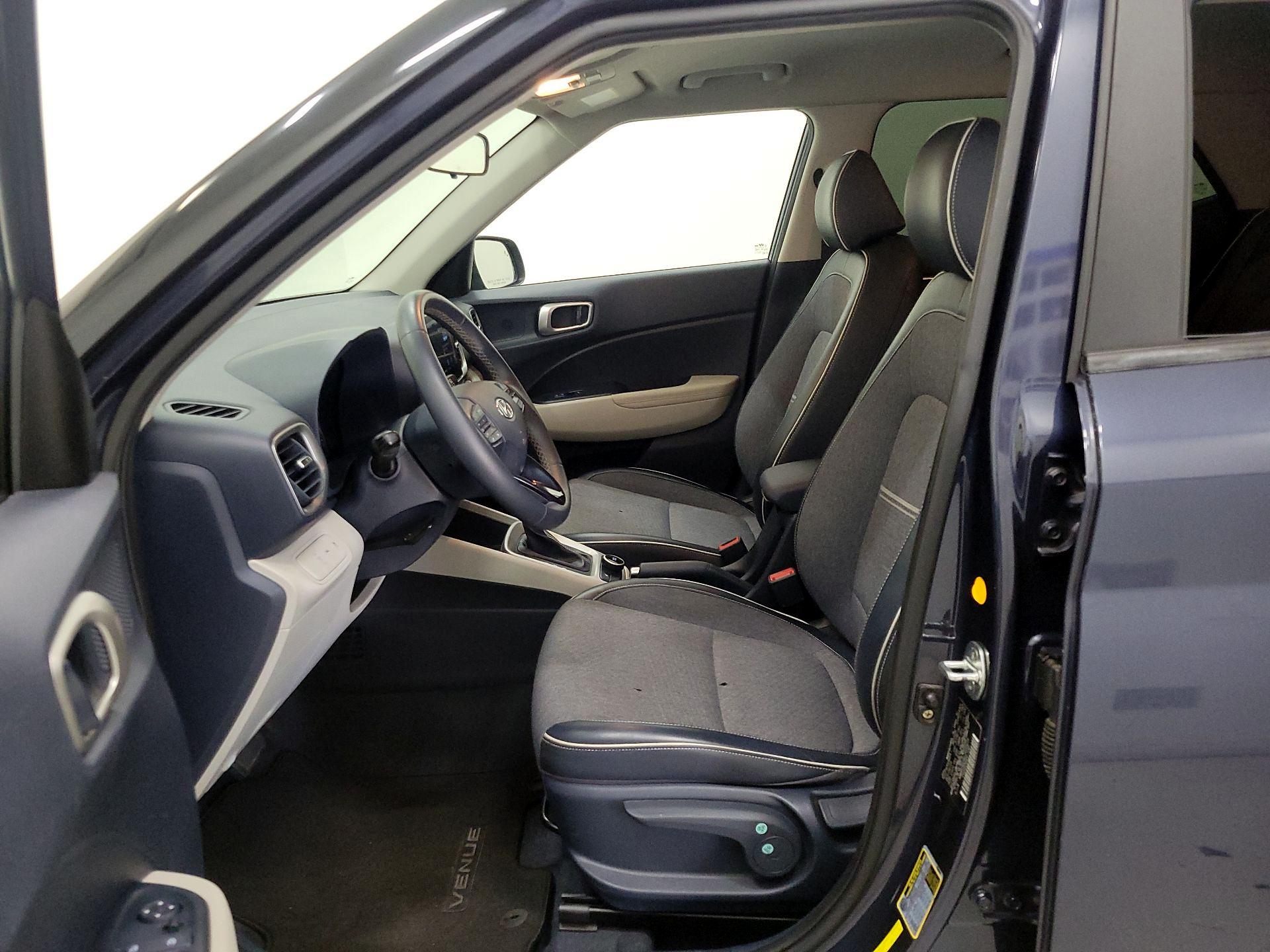 Thumbnail: 2020 Hyundai Venue - 11