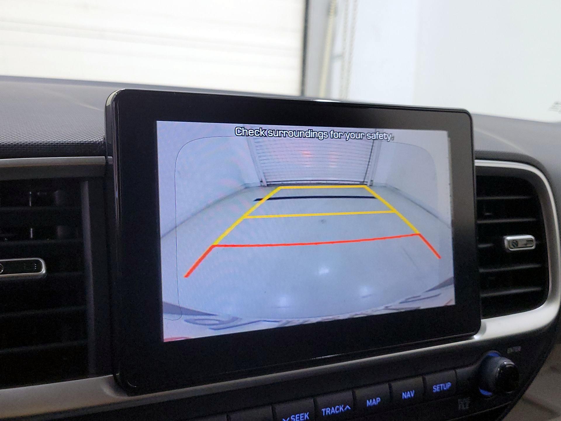 Thumbnail: 2020 Hyundai Venue - 15