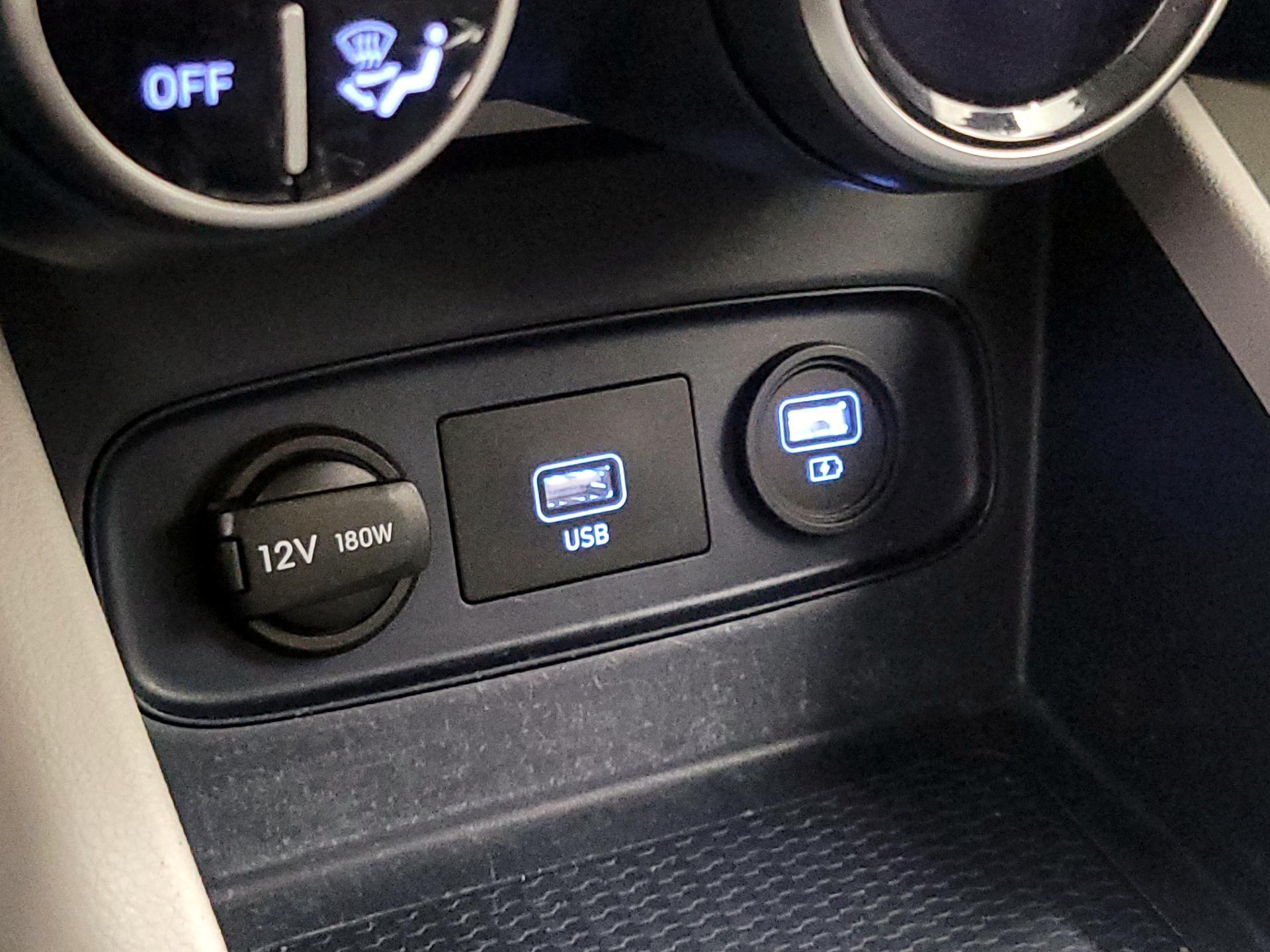 Thumbnail: 2020 Hyundai Venue - 19