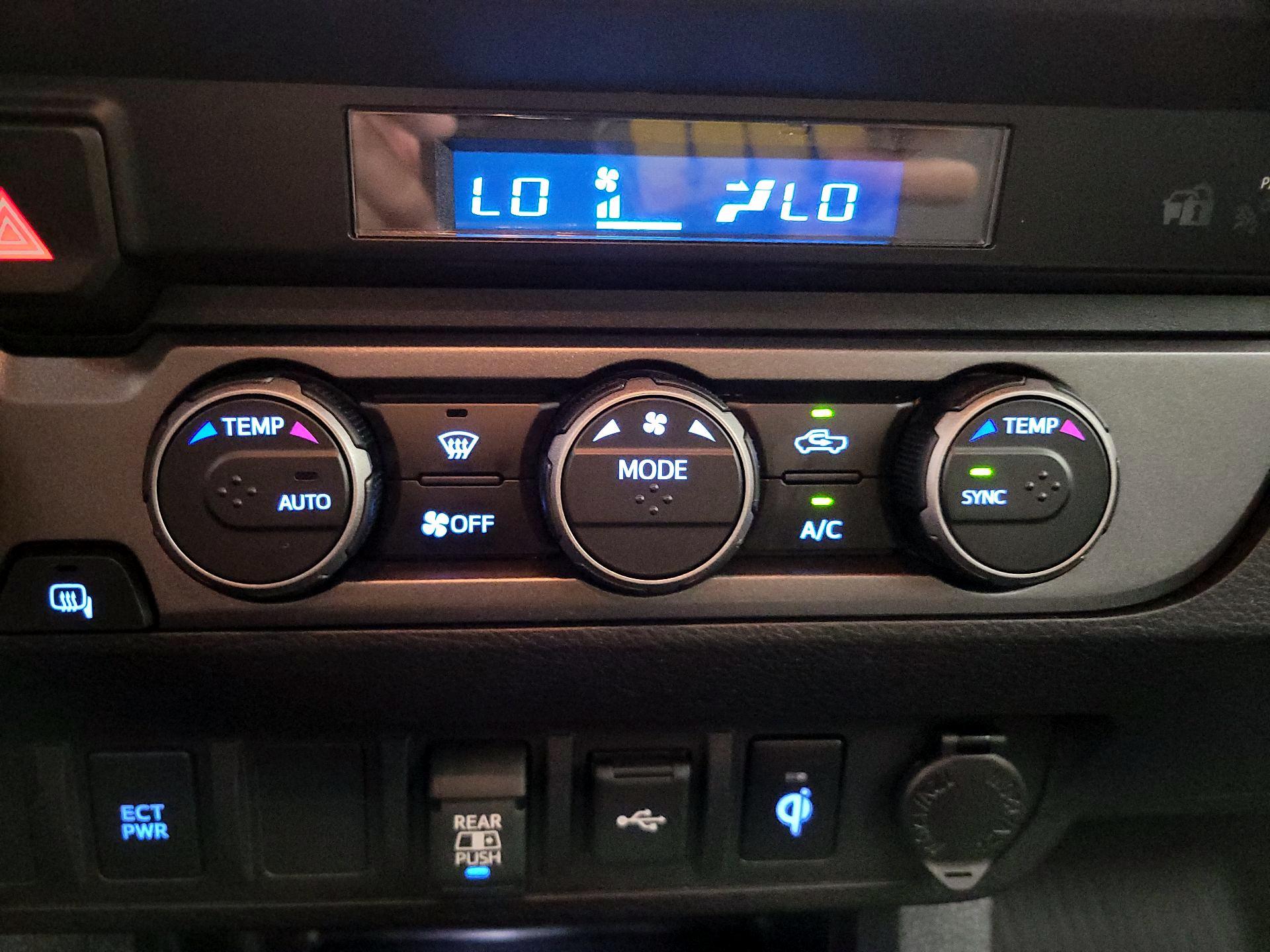 Thumbnail: 2023 Toyota Tacoma - 16