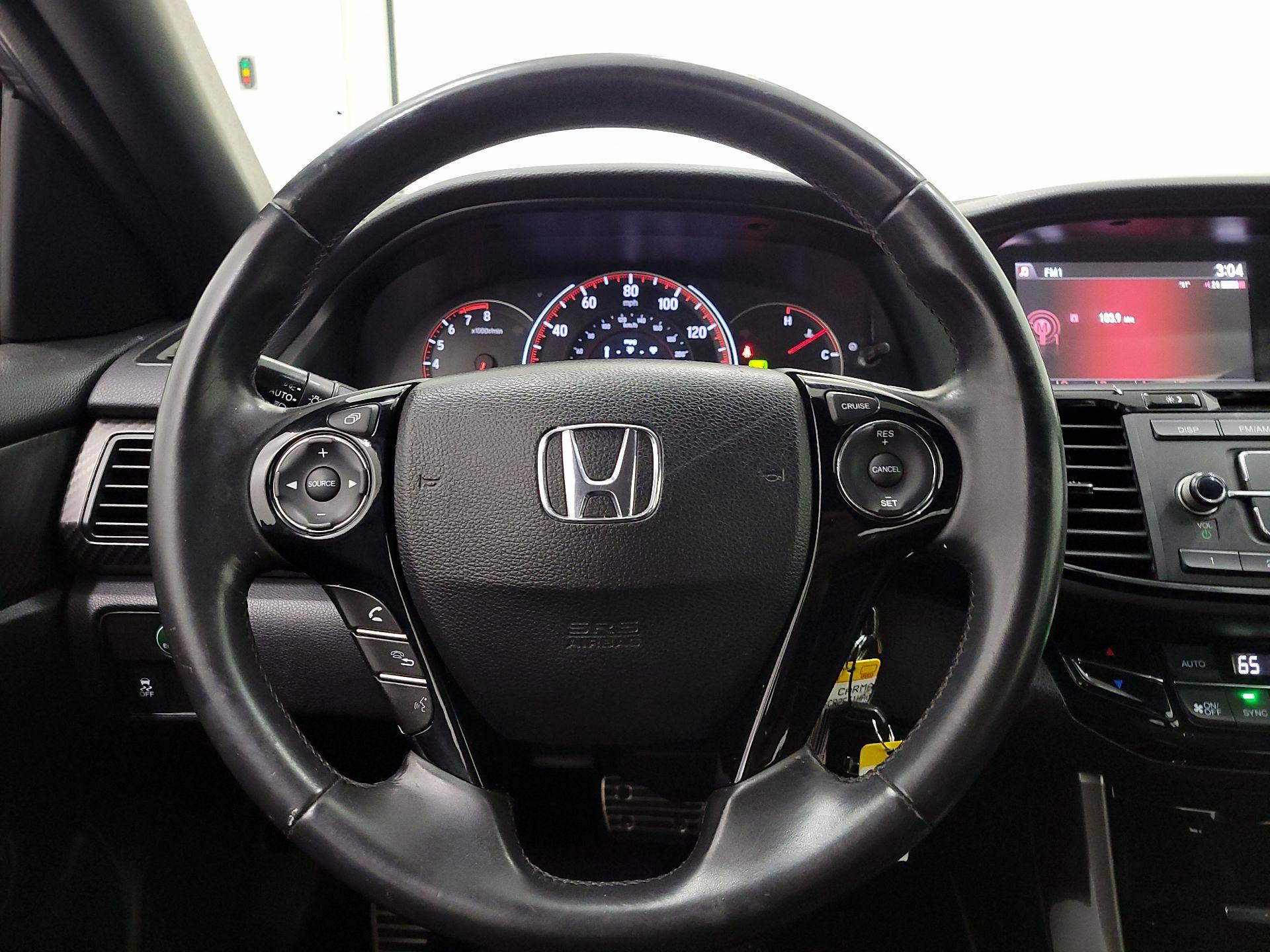 Thumbnail: 2017 Honda Accord - 10