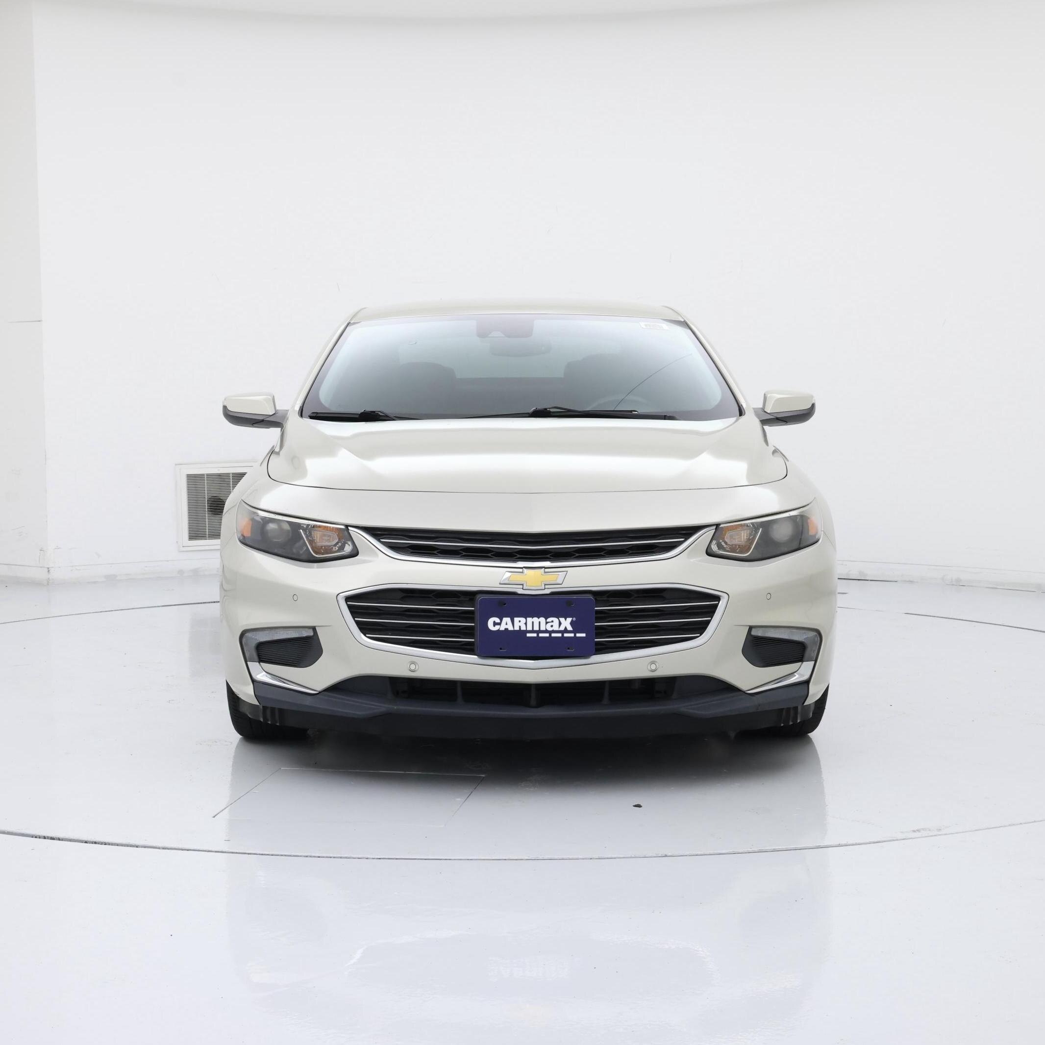 Thumbnail: 2016 Chevrolet Malibu - 5