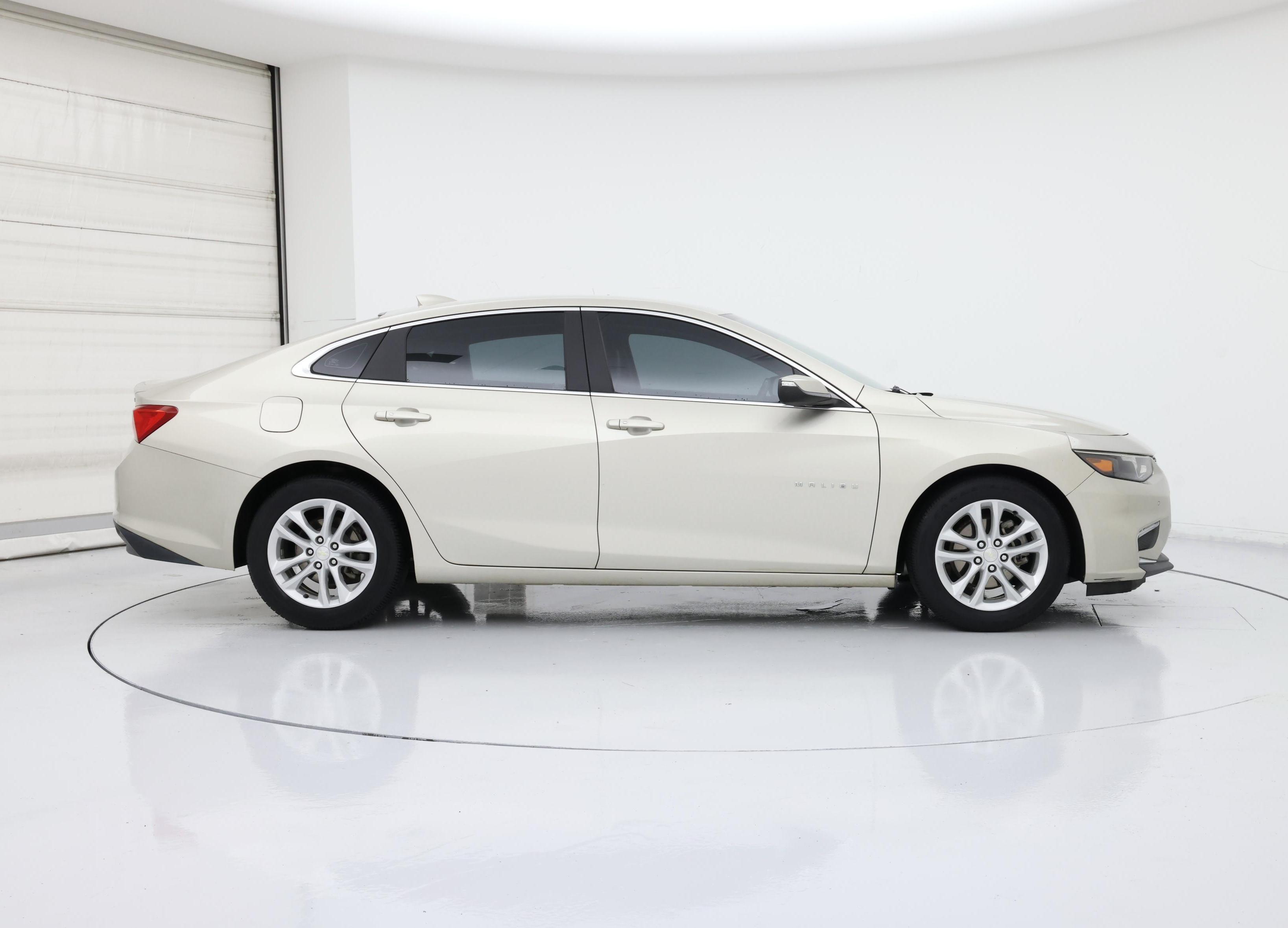 Thumbnail: 2016 Chevrolet Malibu - 7