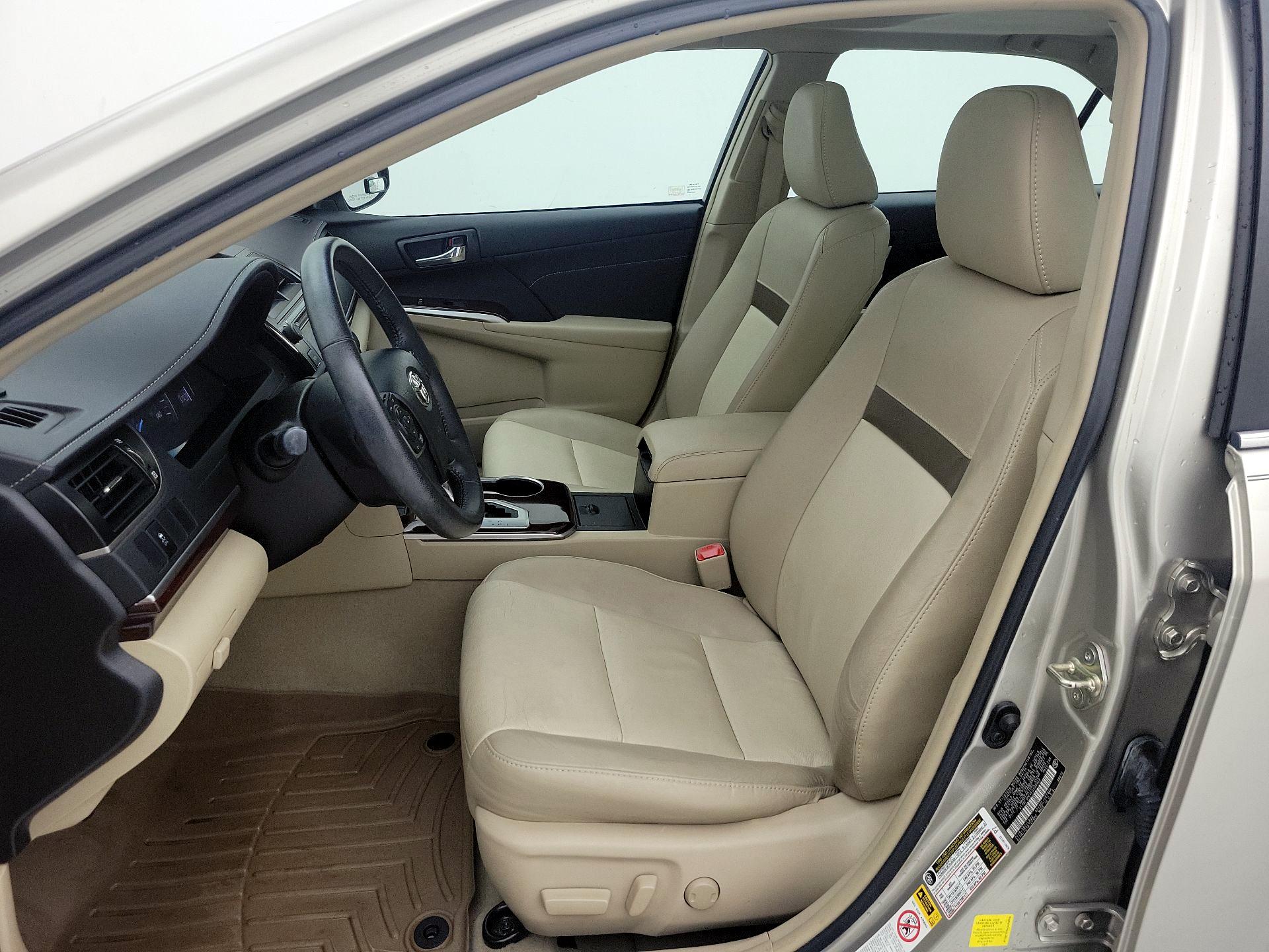 Thumbnail: 2014 Toyota Camry - 11