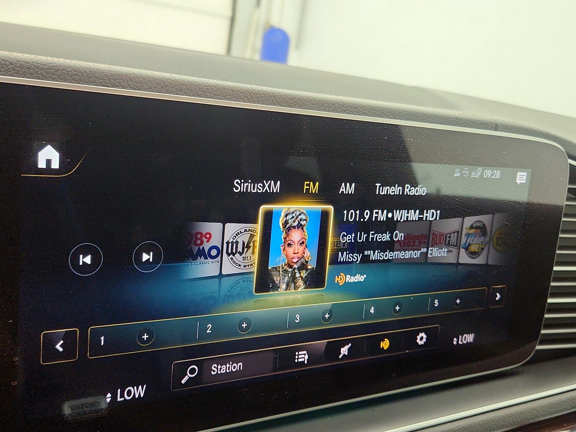 Thumbnail: 2021 Mercedes-Benz GLE - 16