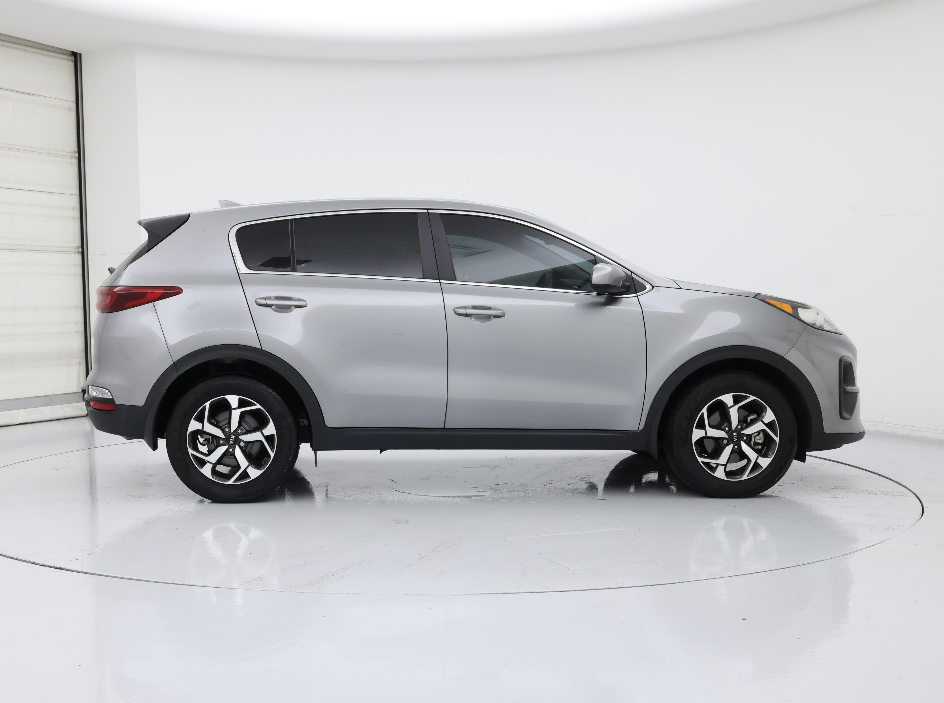 Thumbnail: 2022 Kia Sportage - 7