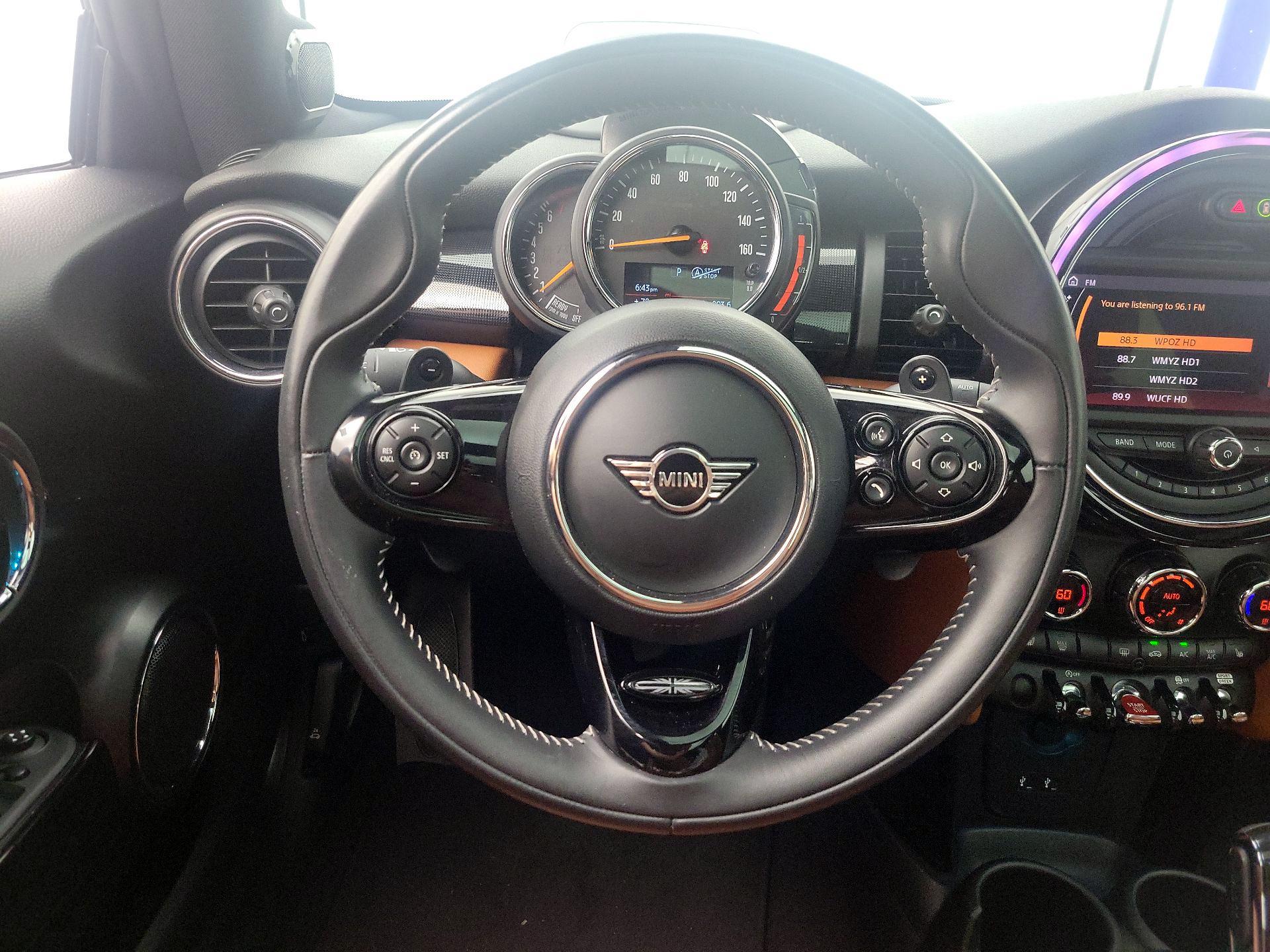 Thumbnail: 2020 MINI Cooper Hardtop - 10
