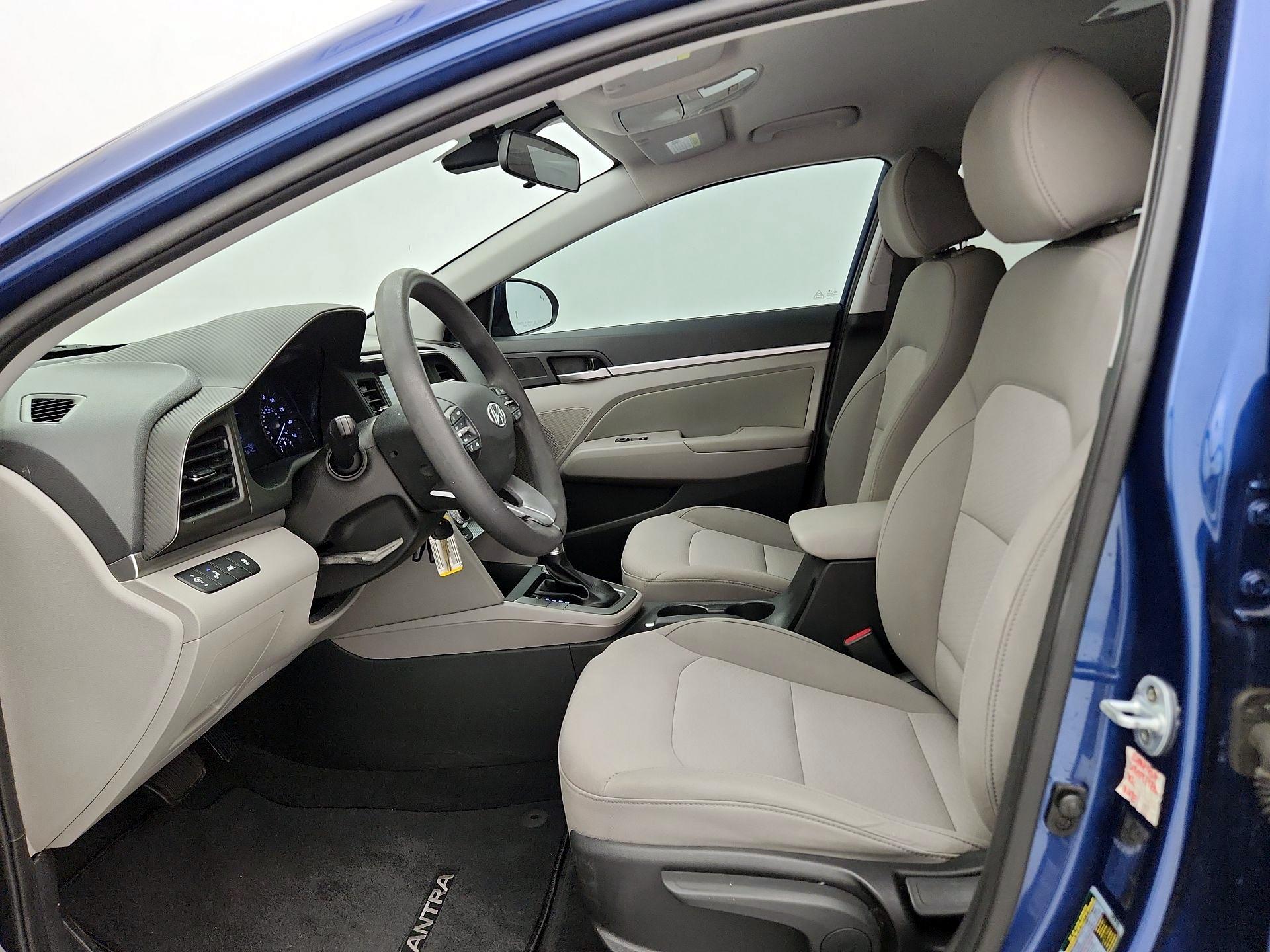 Thumbnail: 2019 Hyundai Elantra - 11